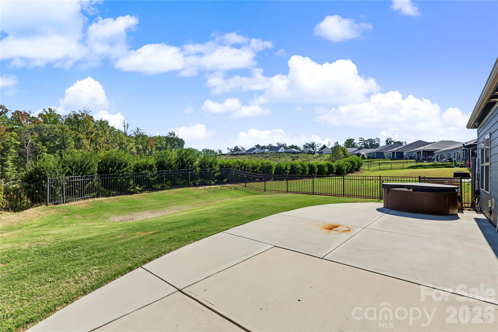 5609 Lavaux Court Property Photo 32