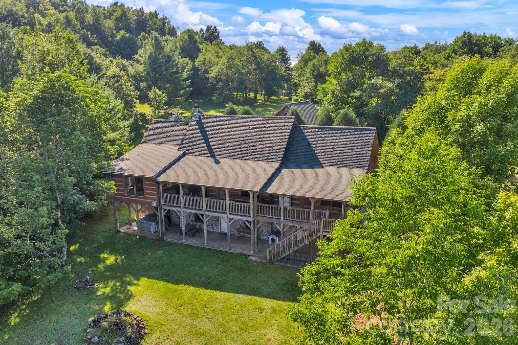 525 Schoolhouse Ridge Property Photo 10