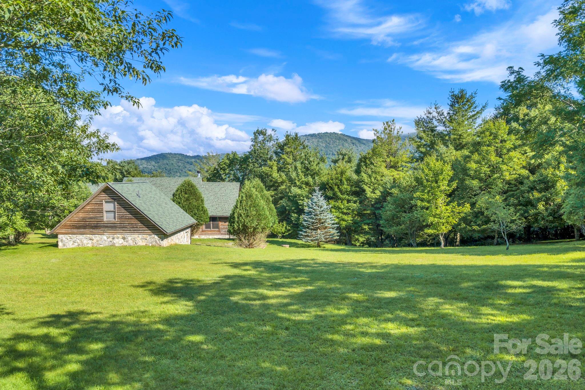 525 Schoolhouse Ridge Property Photo 24