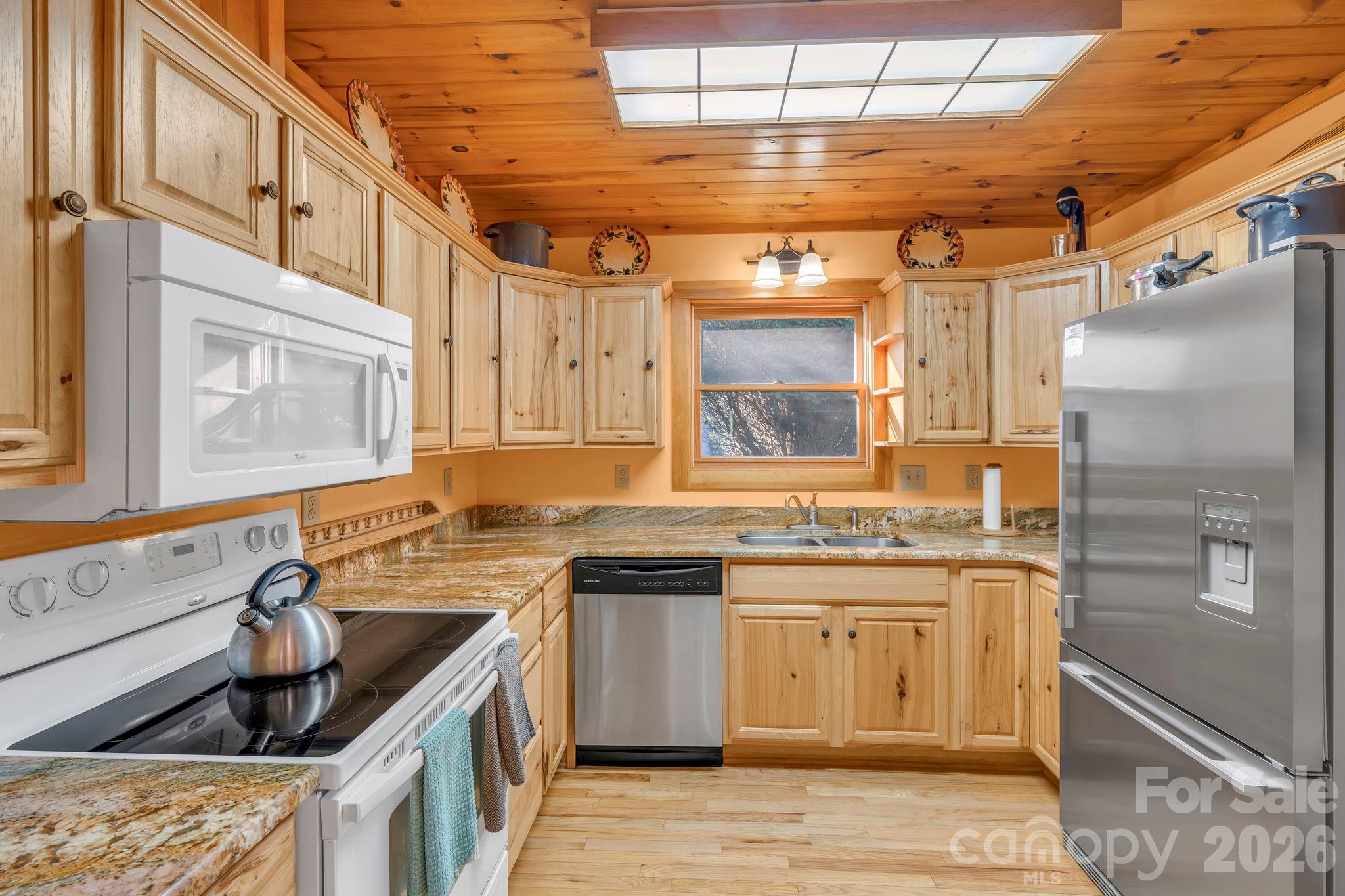 525 Schoolhouse Ridge Property Photo 26