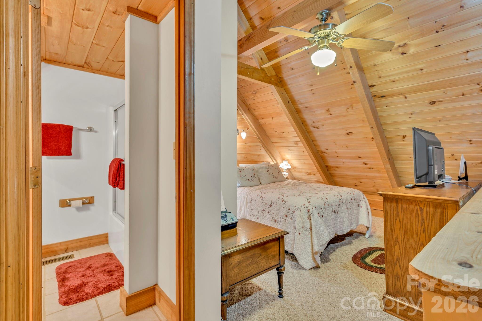 525 Schoolhouse Ridge Property Photo 35