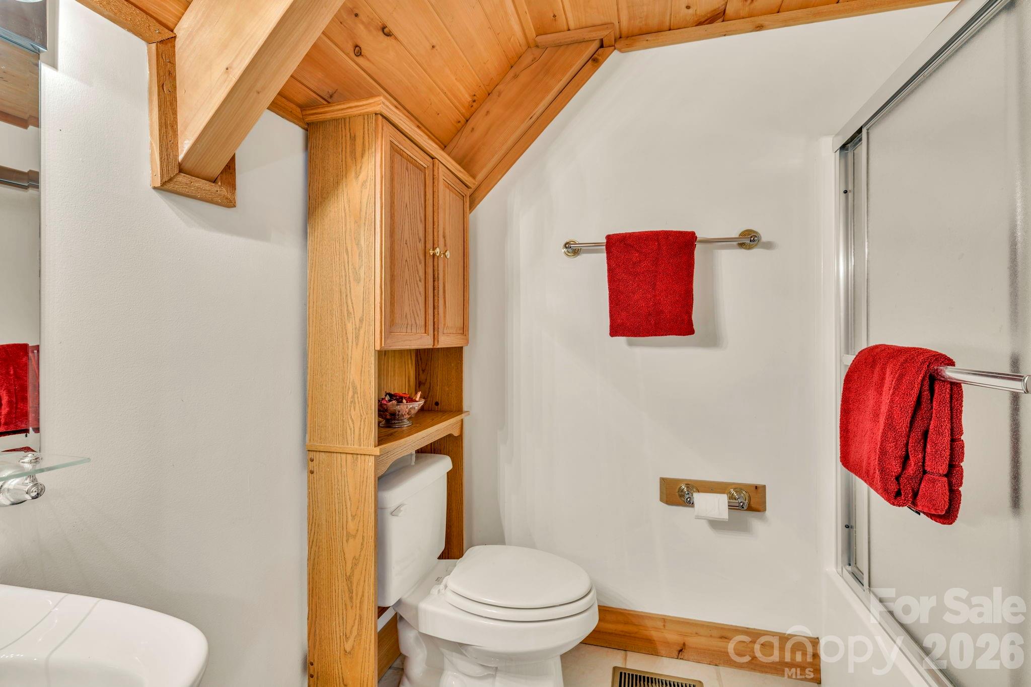 525 Schoolhouse Ridge Property Photo 36