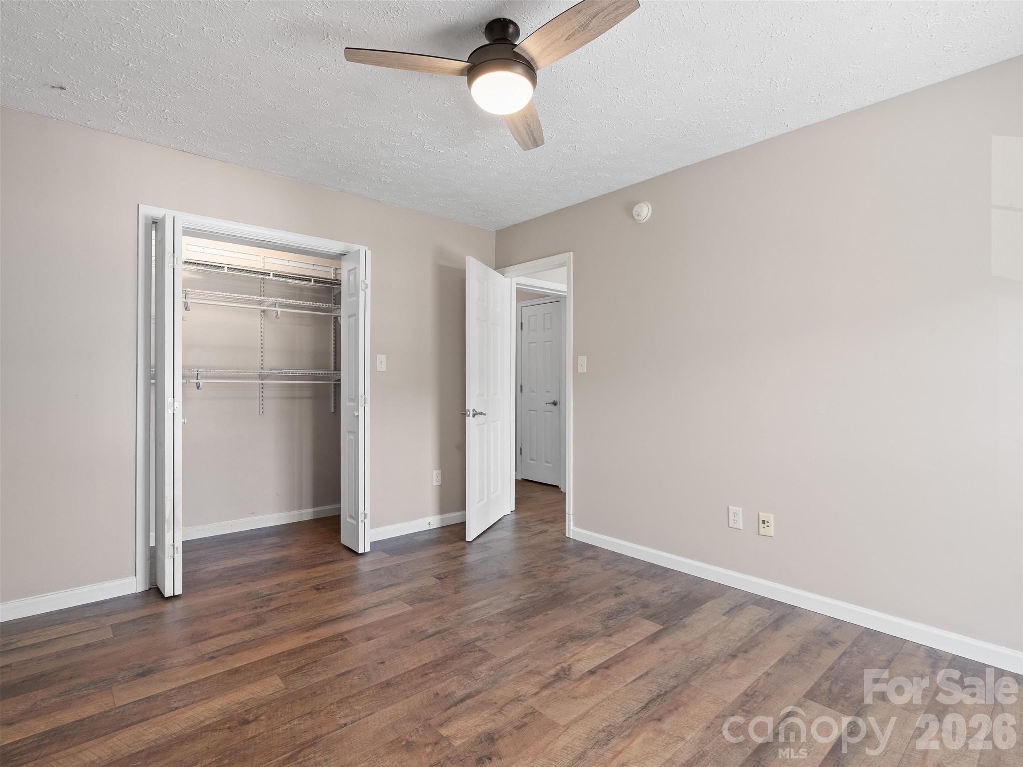 237 Camelot Drive B Property Photo 11