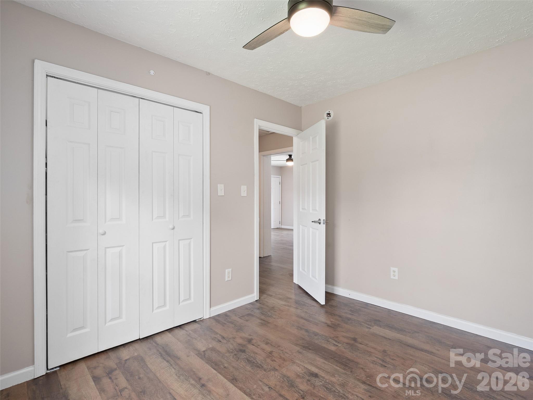 237 Camelot Drive B Property Photo 15