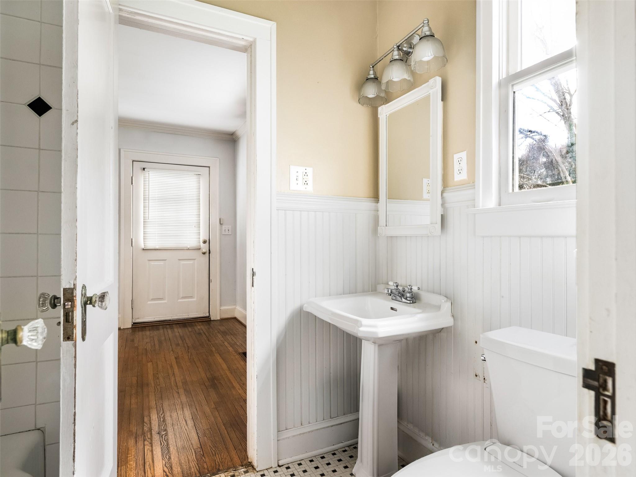 646 Marsh Road Property Photo 18
