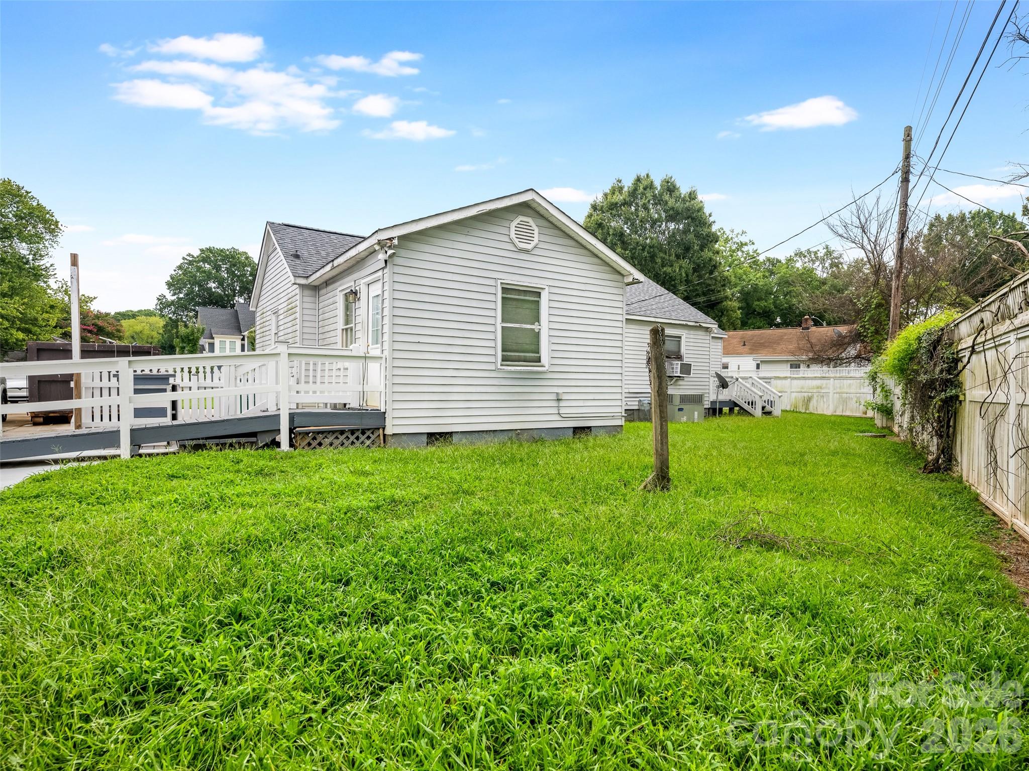 646 Marsh Road Property Photo 23