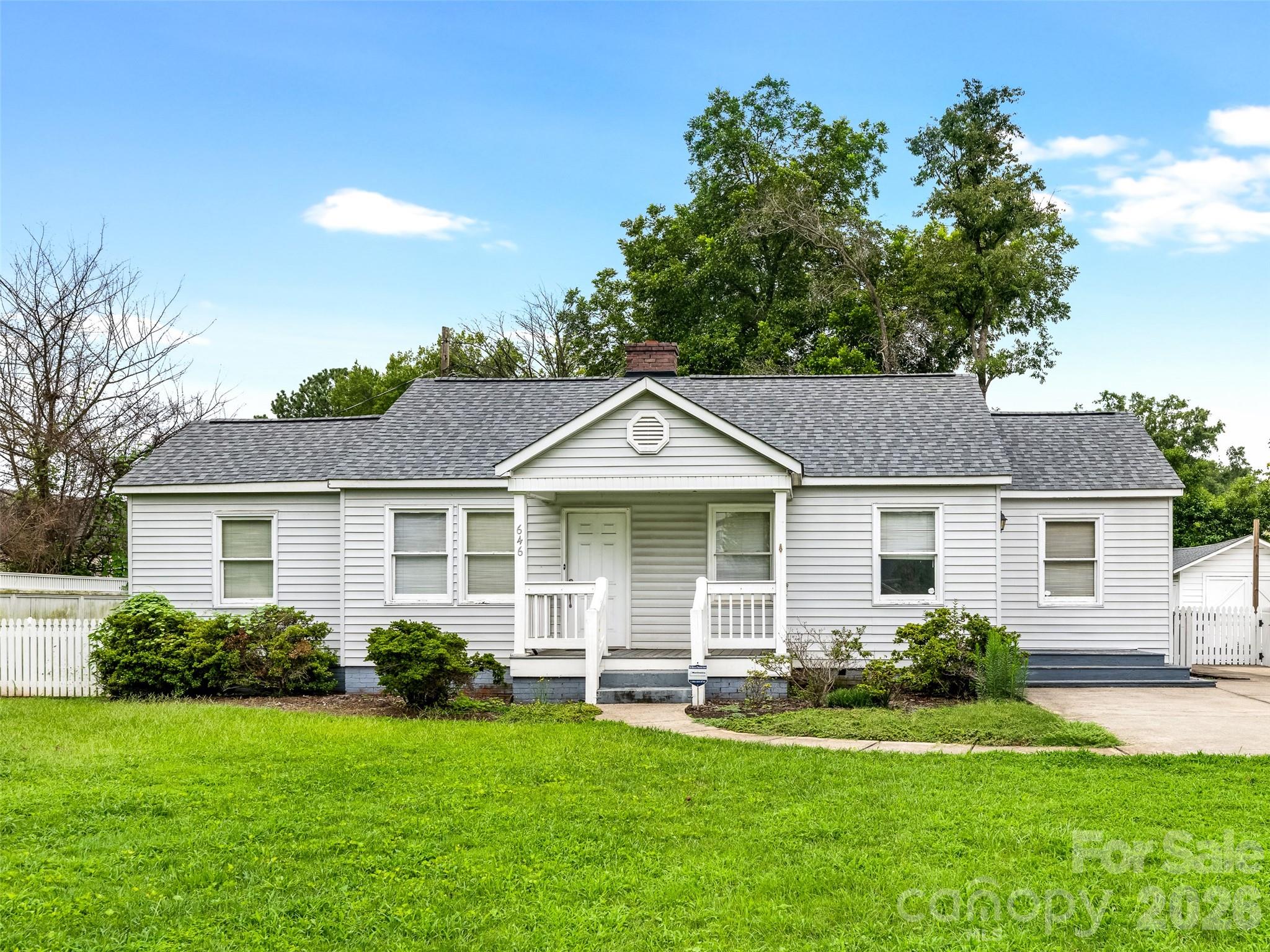 646 Marsh Road Property Photo 25