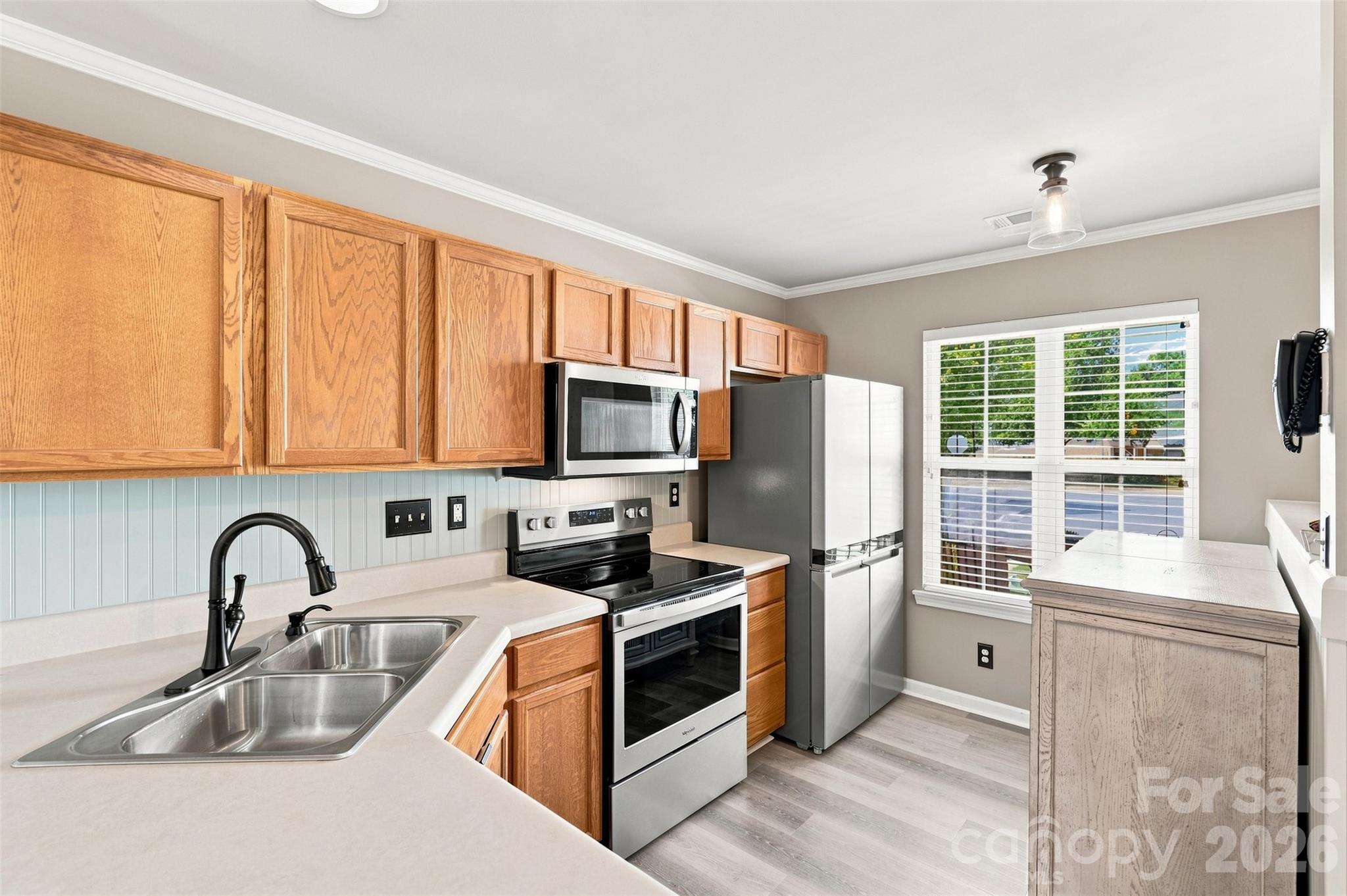 7345 Sun Dance Drive Property Photo 10