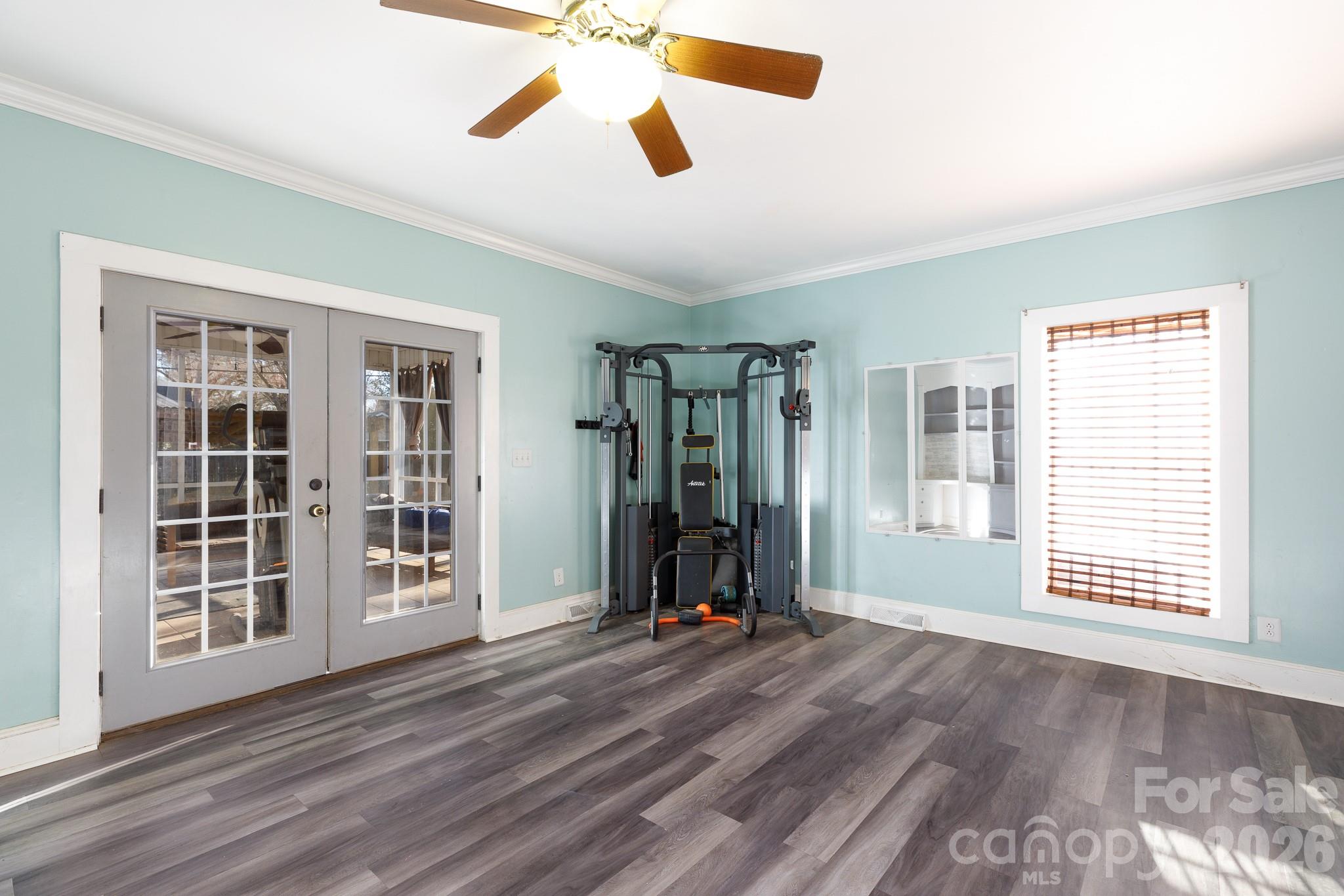 718 Milton Avenue Property Photo 14