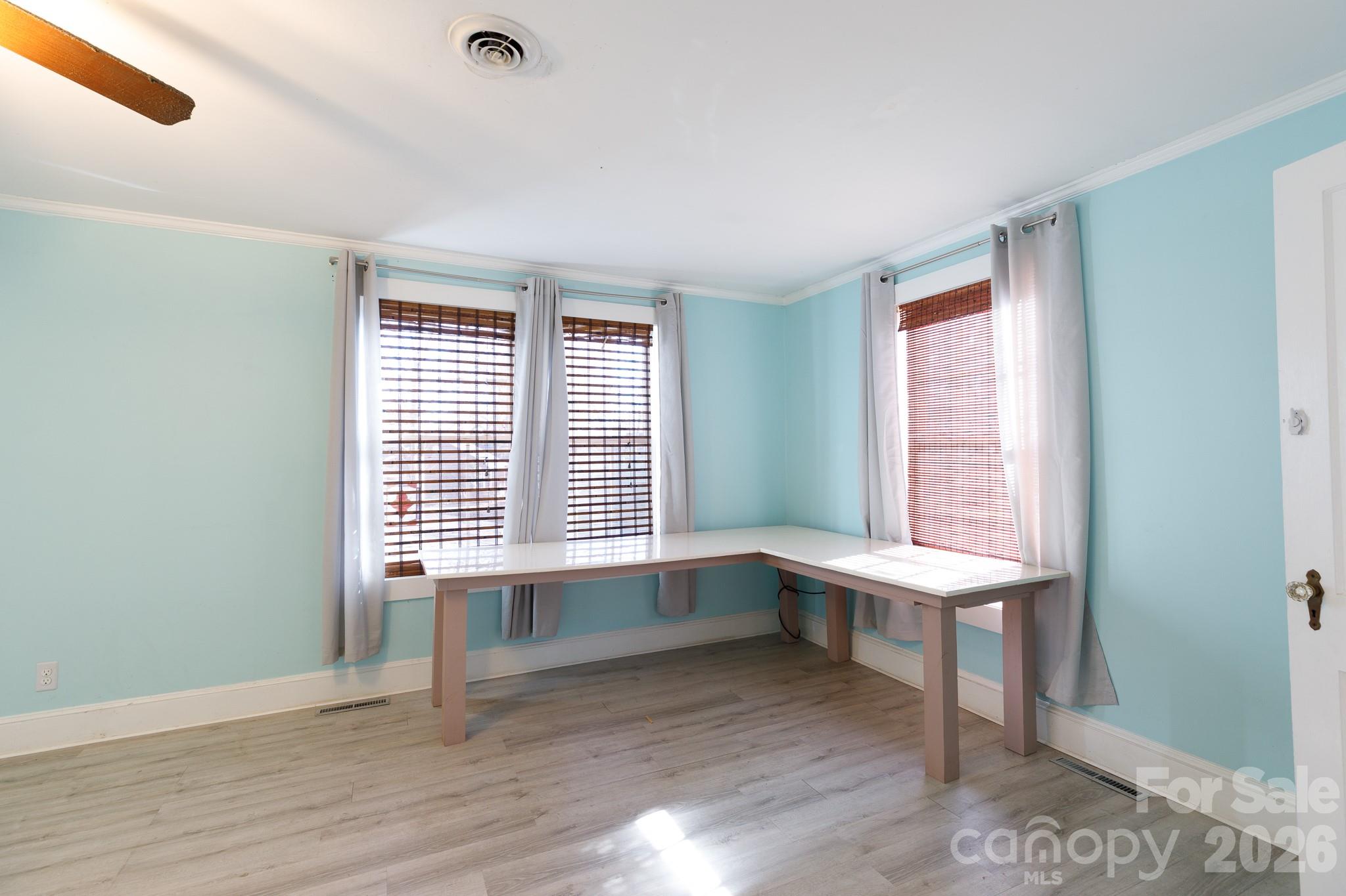 718 Milton Avenue Property Photo 23