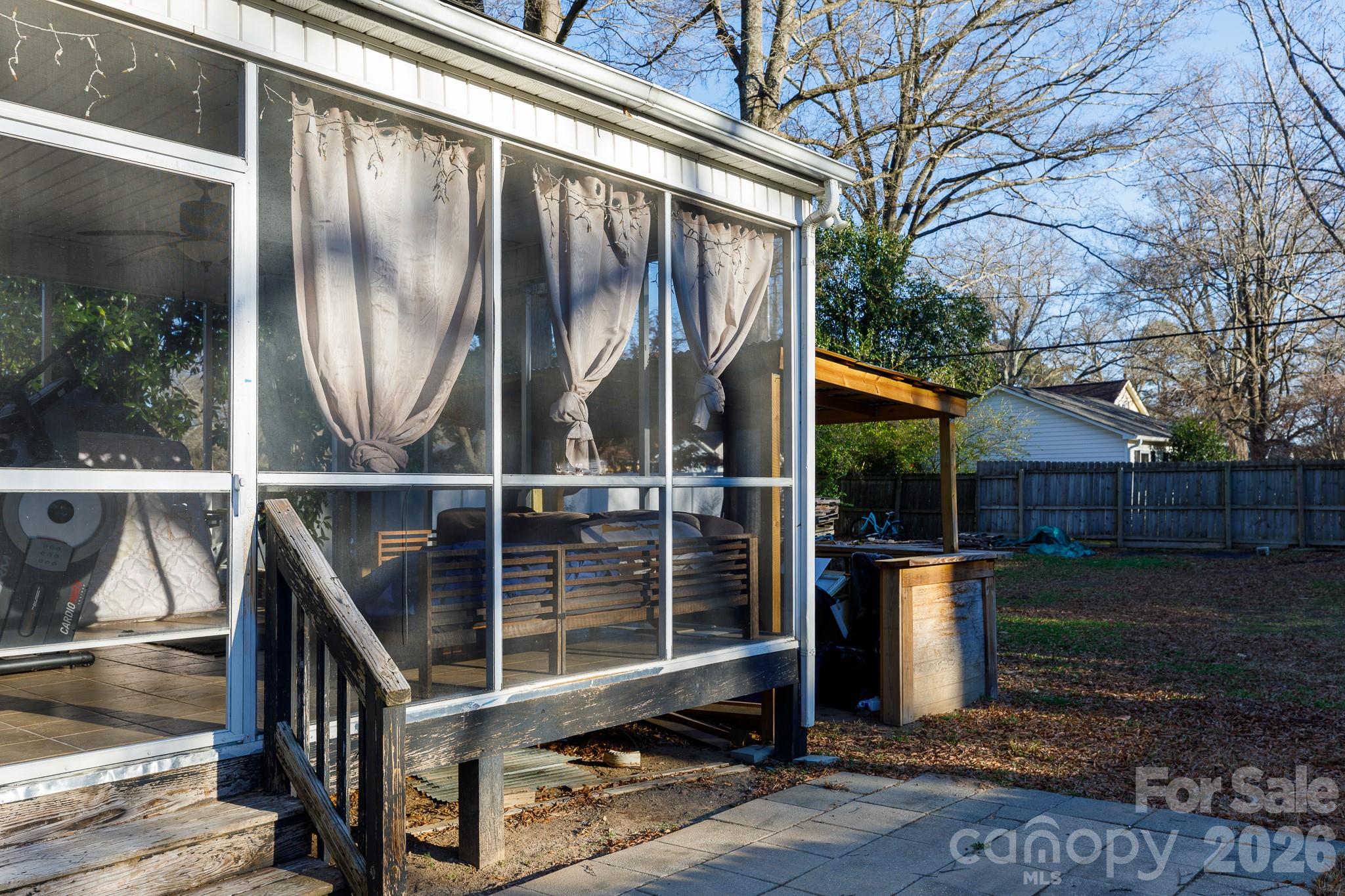 718 Milton Avenue Property Photo 28