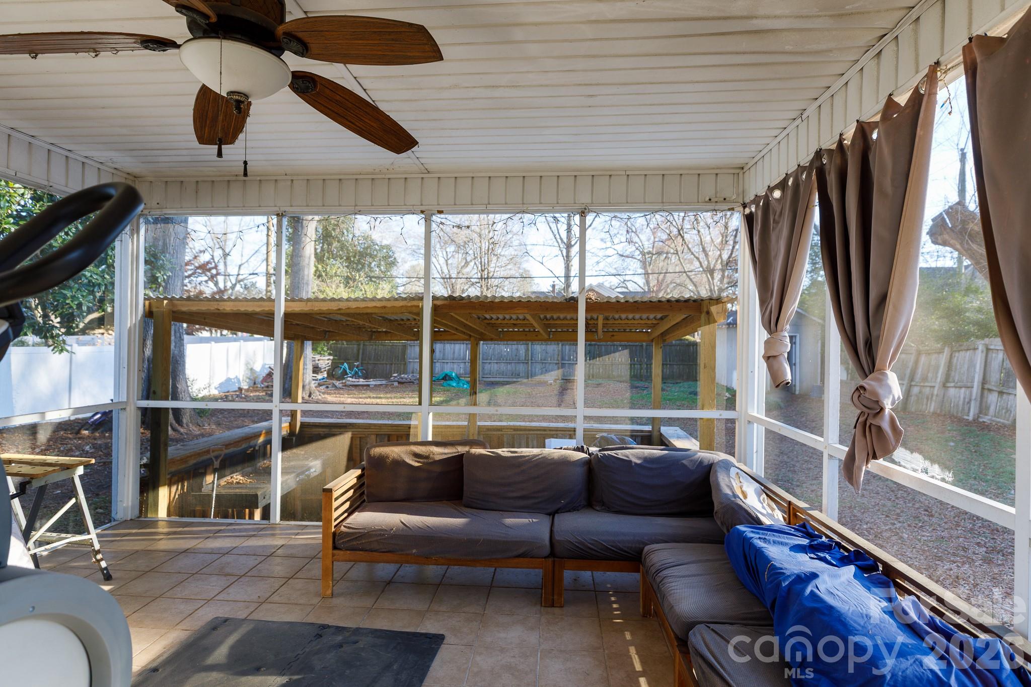 718 Milton Avenue Property Photo 31