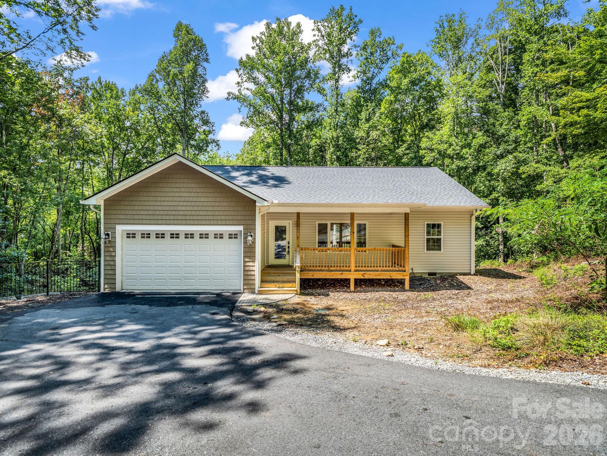 180 Ridgeview Drive Property Photo 3