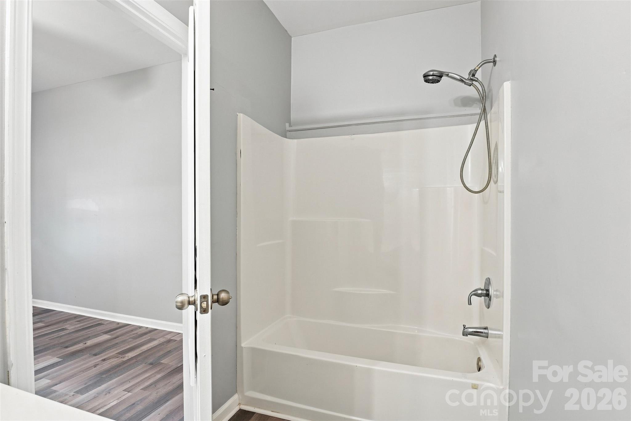 1011 Laparc Lane Property Photo 13