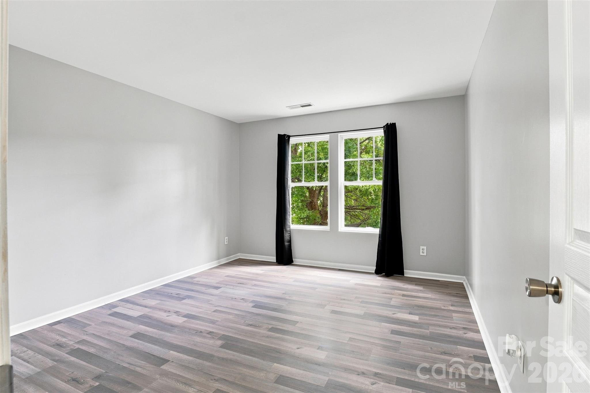 1011 Laparc Lane Property Photo 21