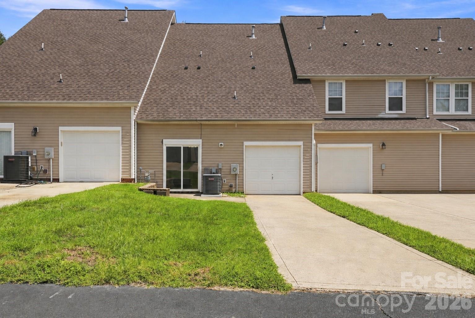 1011 Laparc Lane Property Photo 29