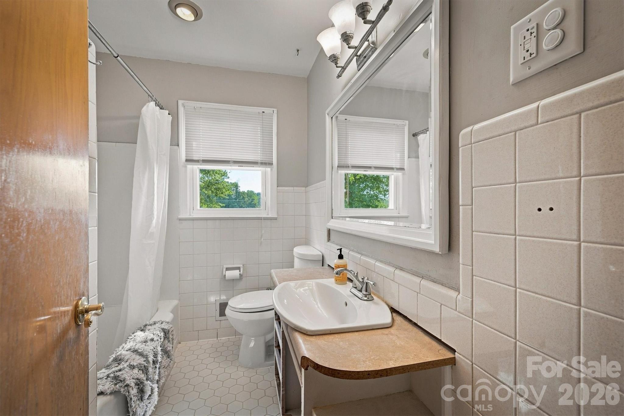 103 Park Street Property Photo 11