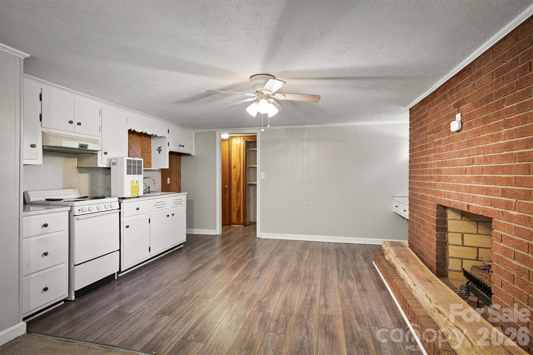 103 Park Street Property Photo 12
