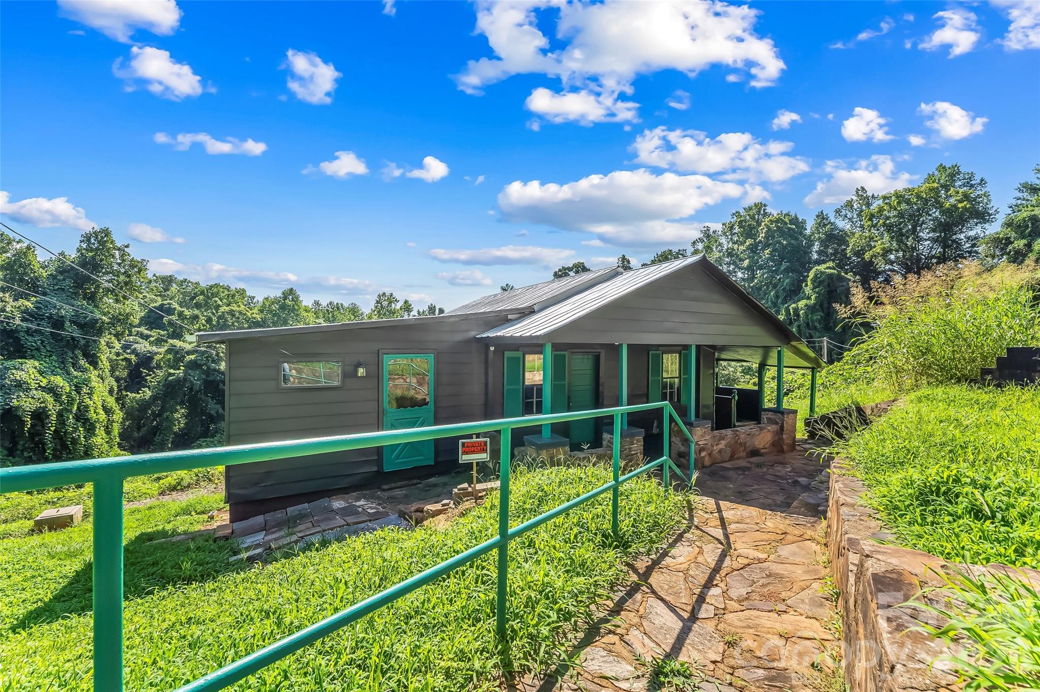 4576 St Pauls Church Road Property Photo 2