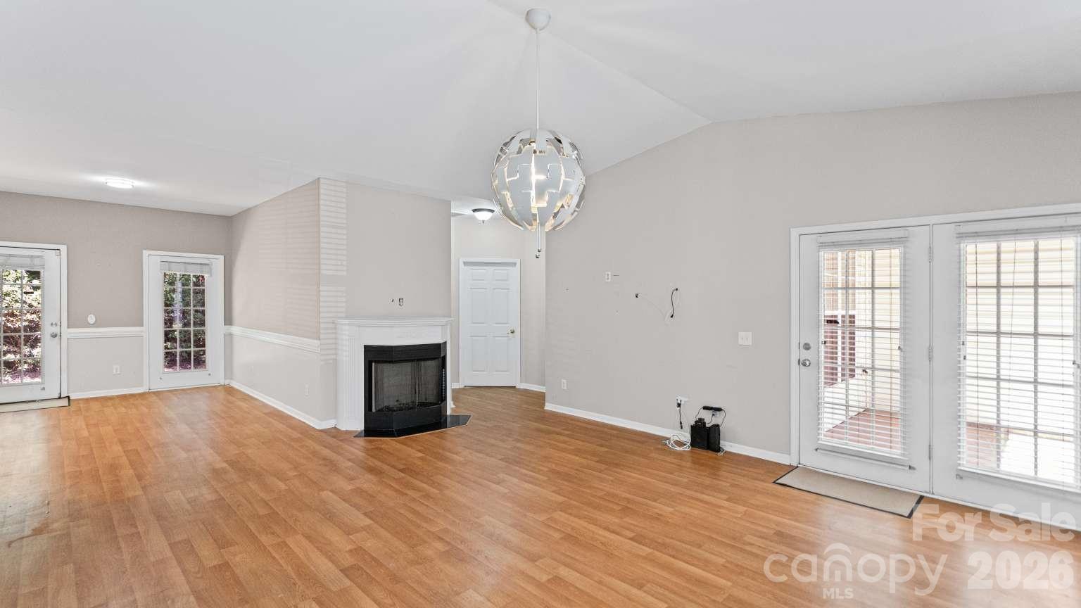 10305 Flat Stone Road Property Photo 3