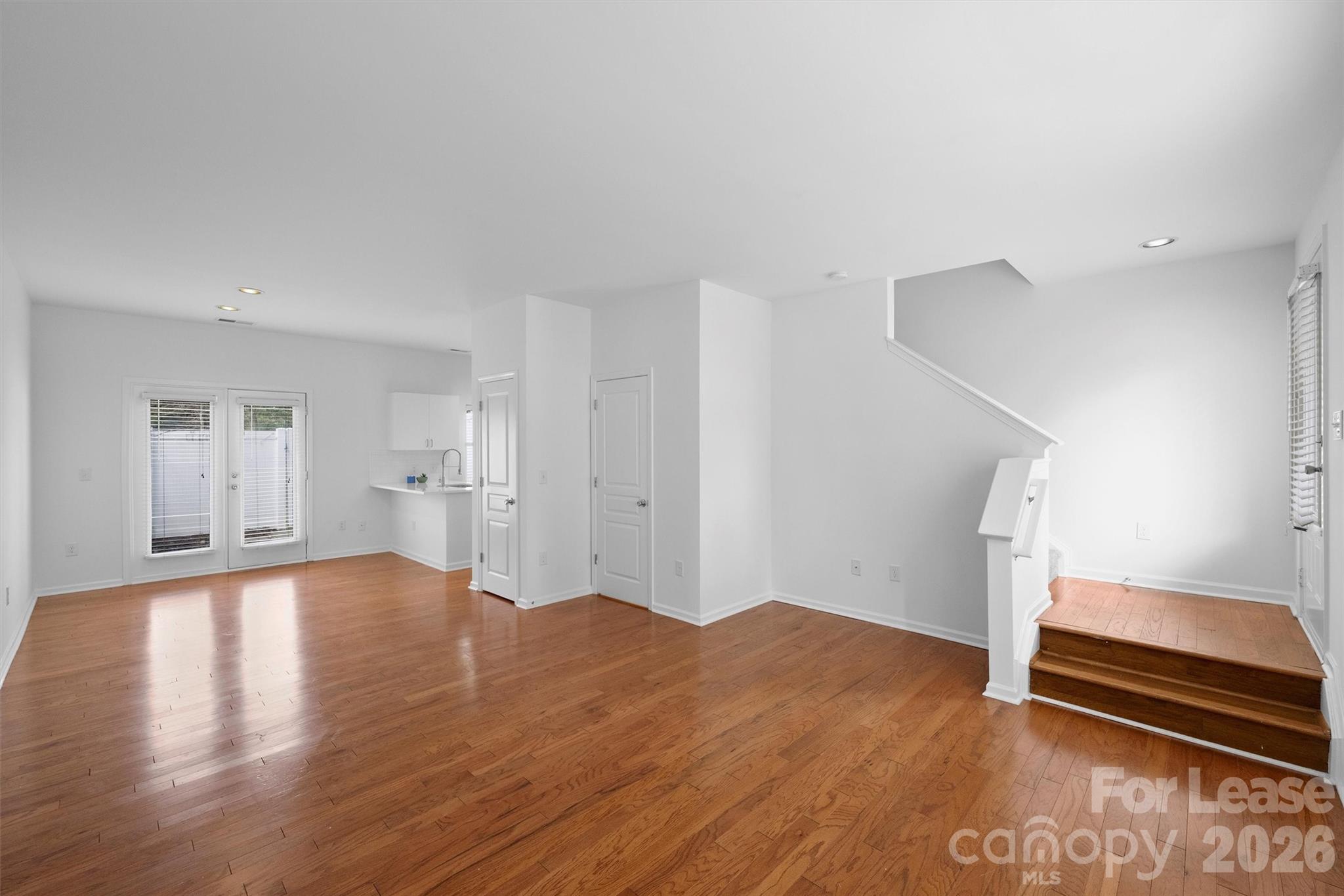2252 Vision Drive Property Photo 5