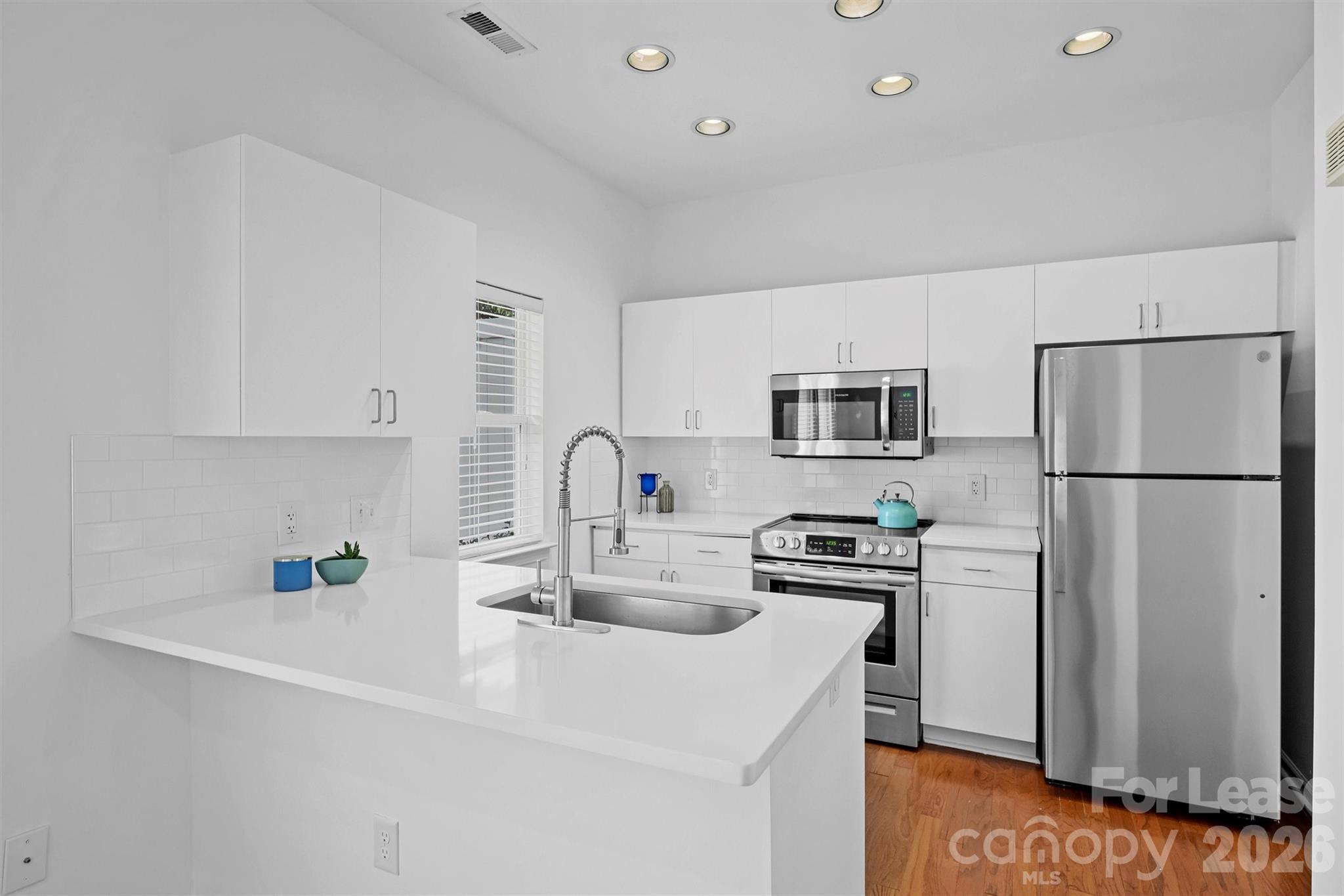 2252 Vision Drive Property Photo 10