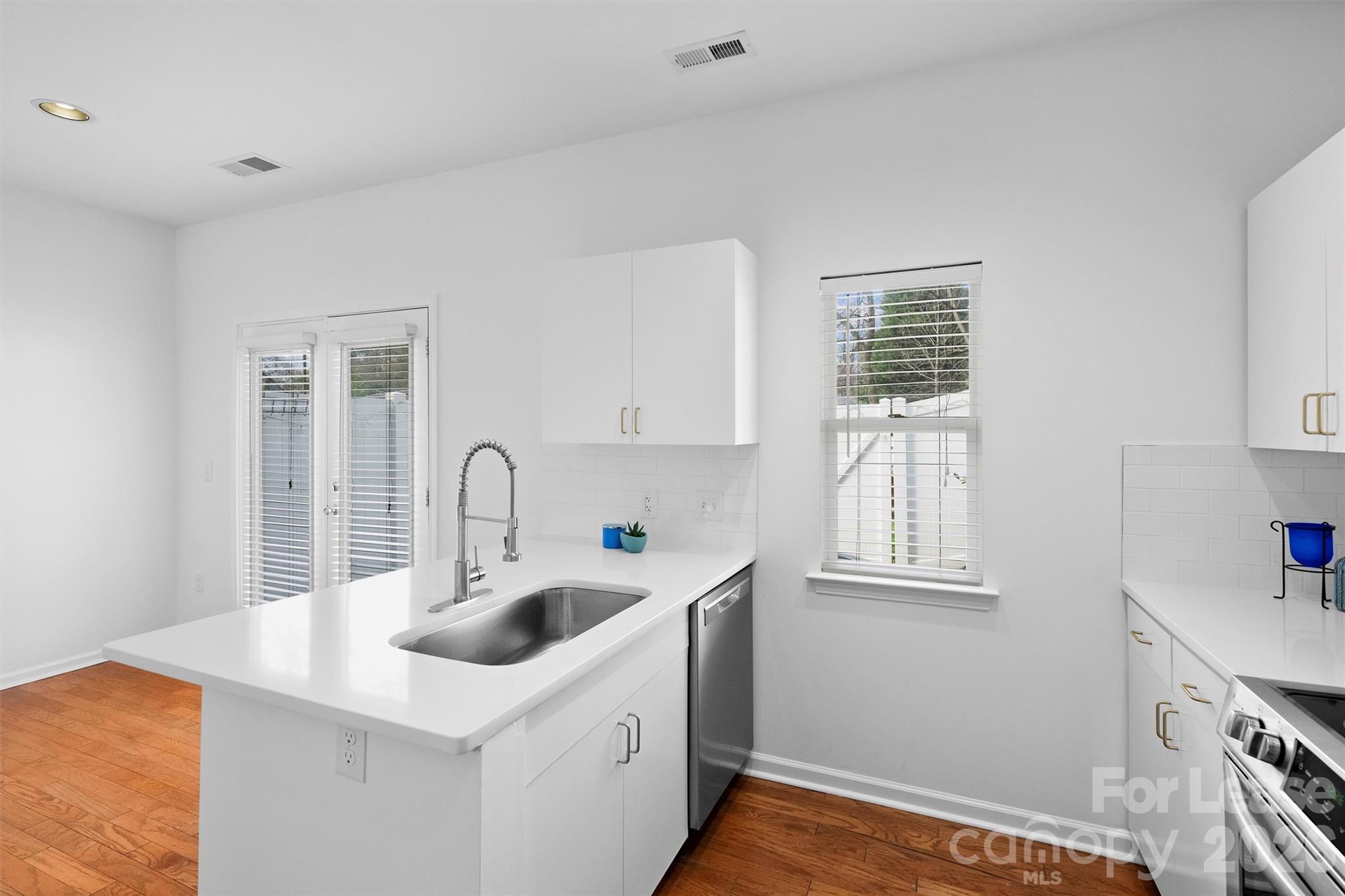 2252 Vision Drive Property Photo 14
