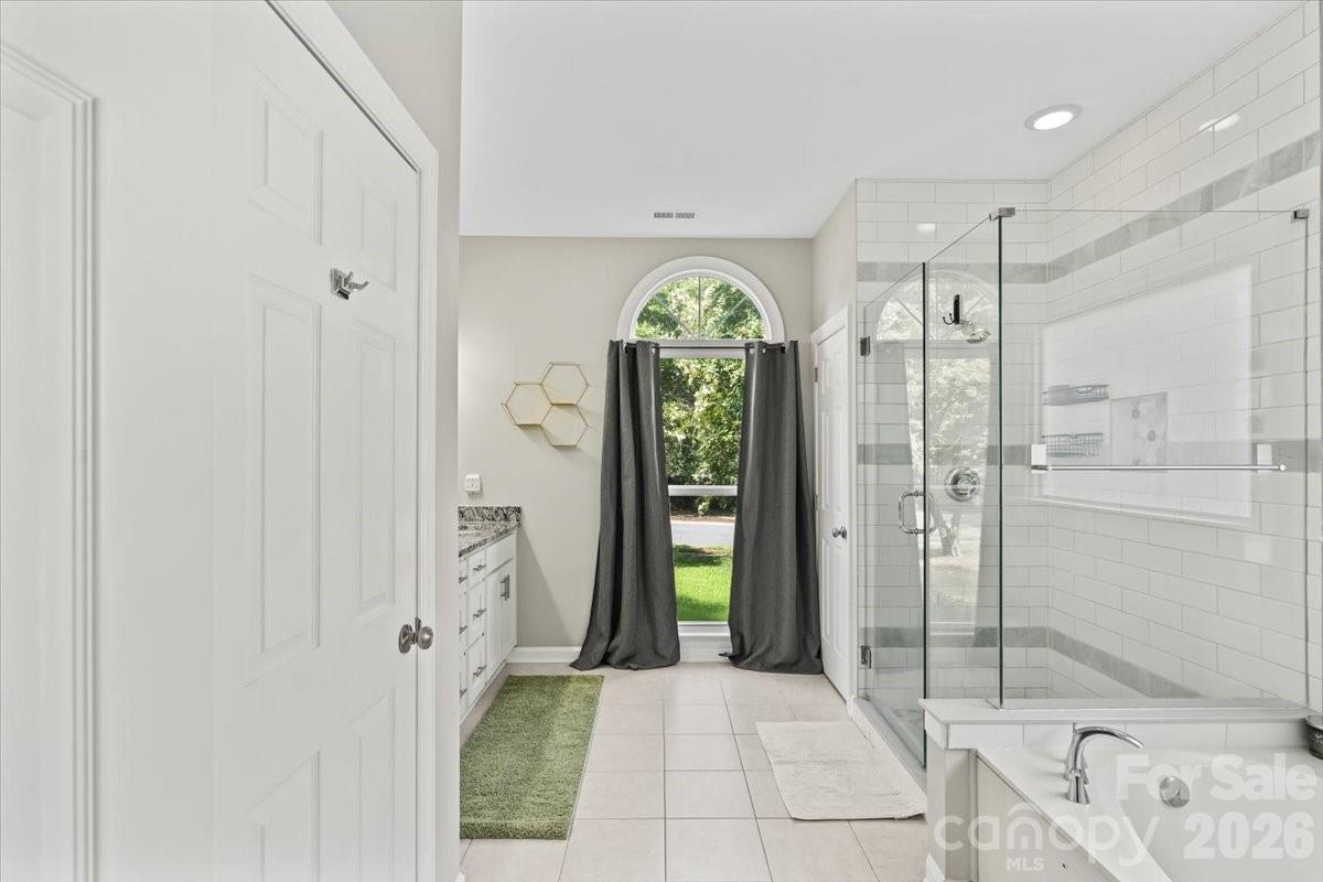 4519 Crownvista Drive Property Photo 16