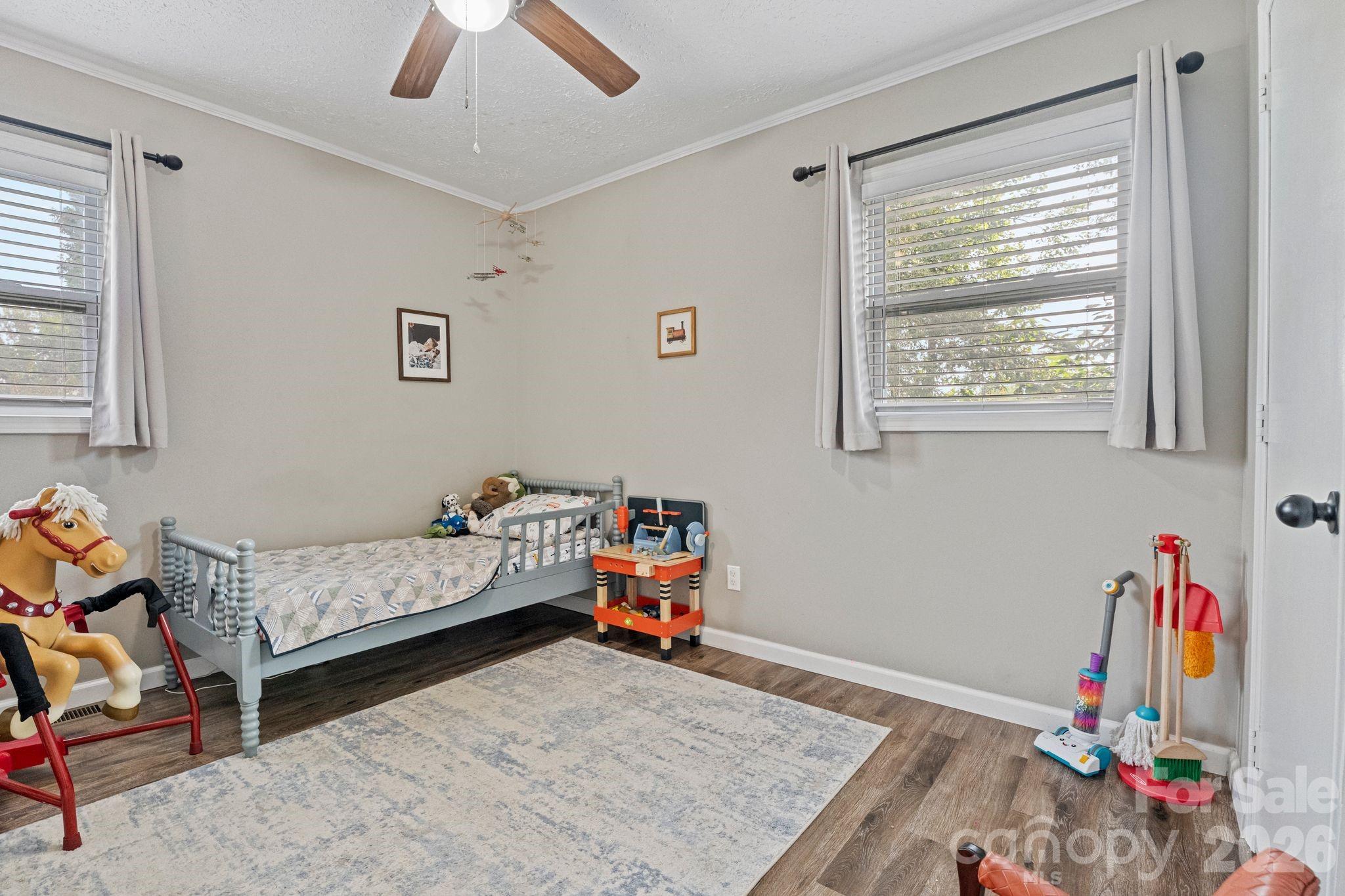 3968 Hollywood Ridge Road Property Photo 22