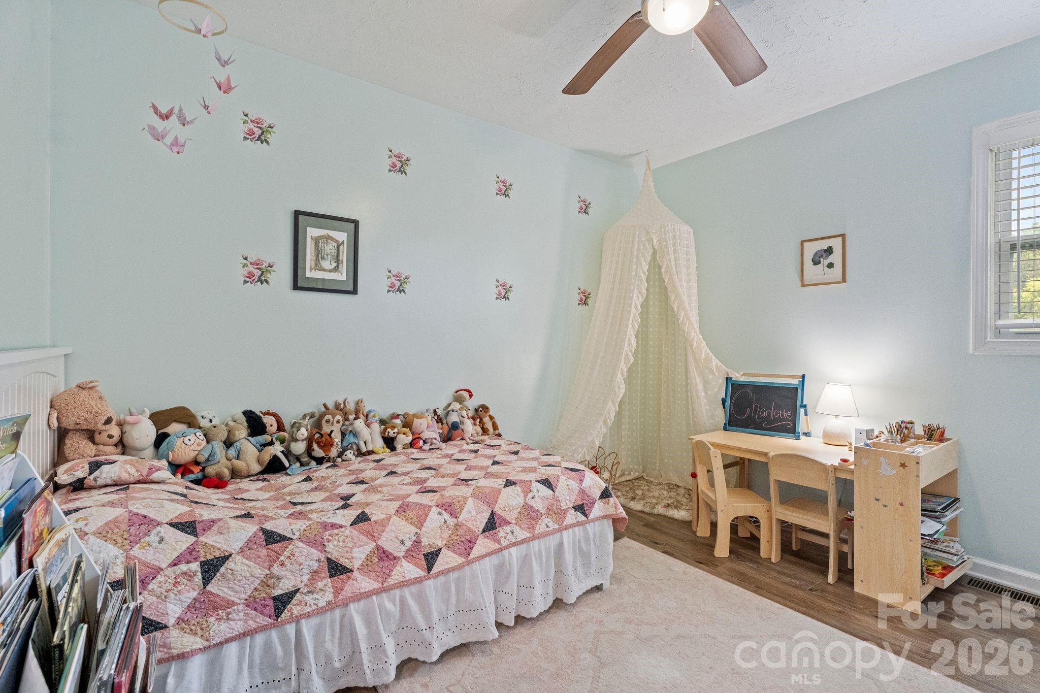 3968 Hollywood Ridge Road Property Photo 23