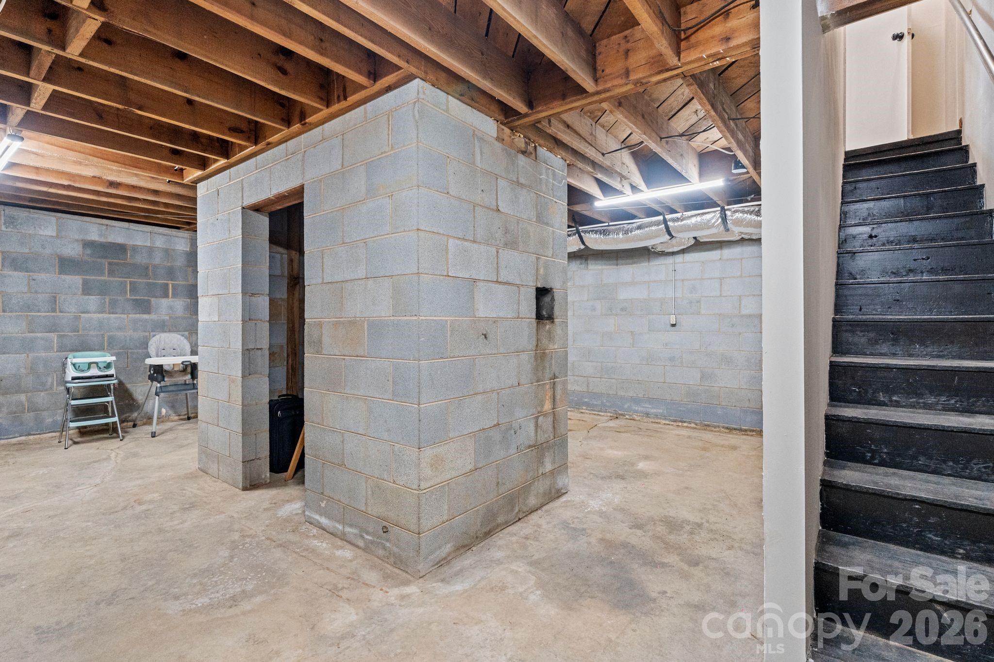 3968 Hollywood Ridge Road Property Photo 31