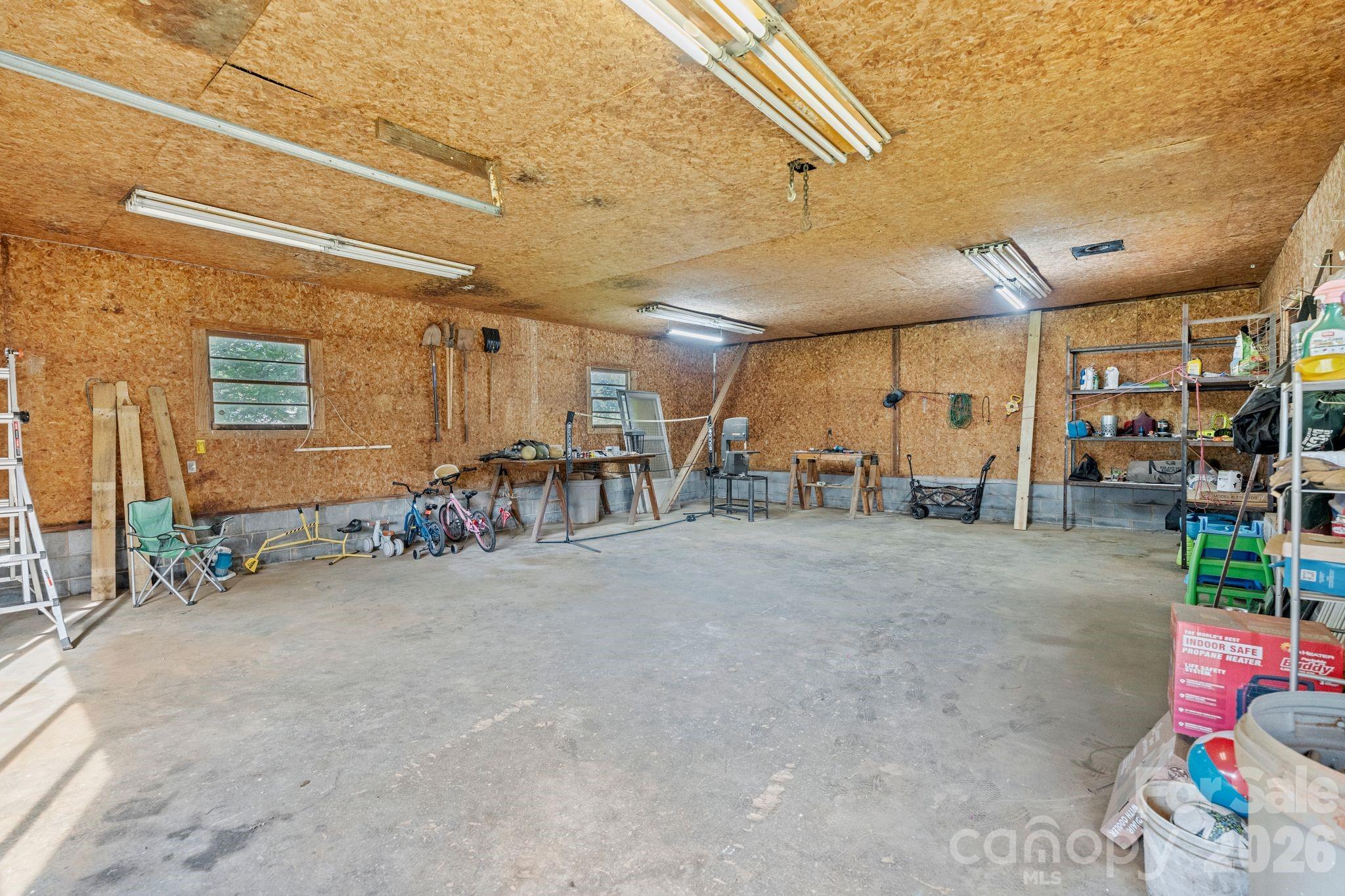 3968 Hollywood Ridge Road Property Photo 32