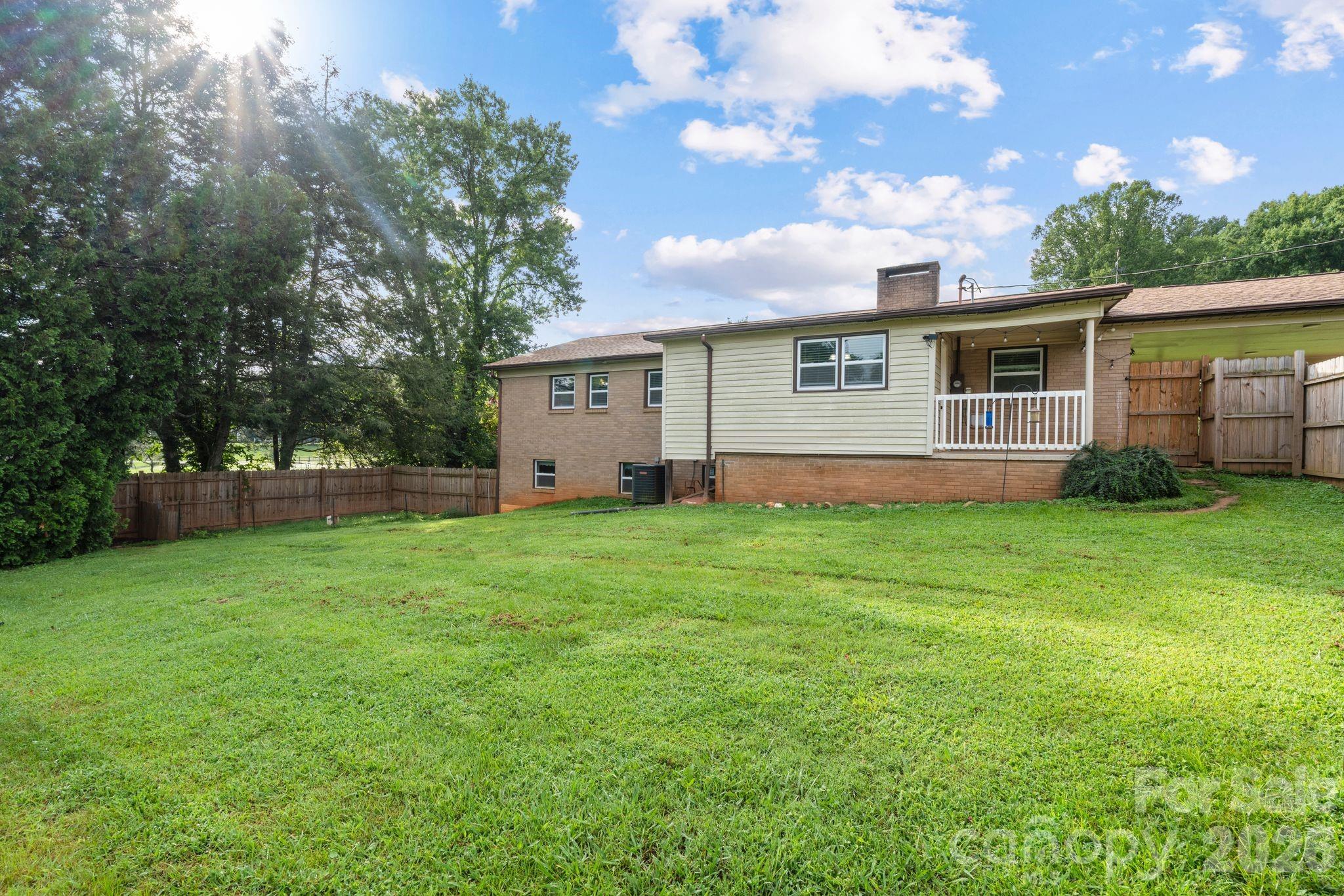 3968 Hollywood Ridge Road Property Photo 34