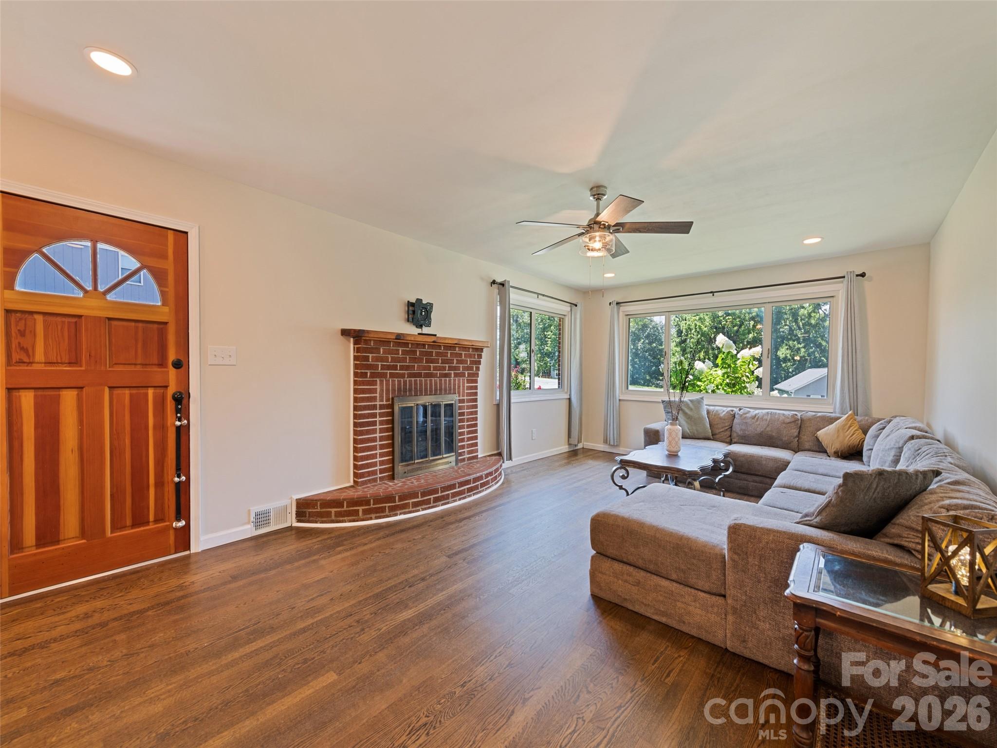 23 Elm Street Property Photo 8