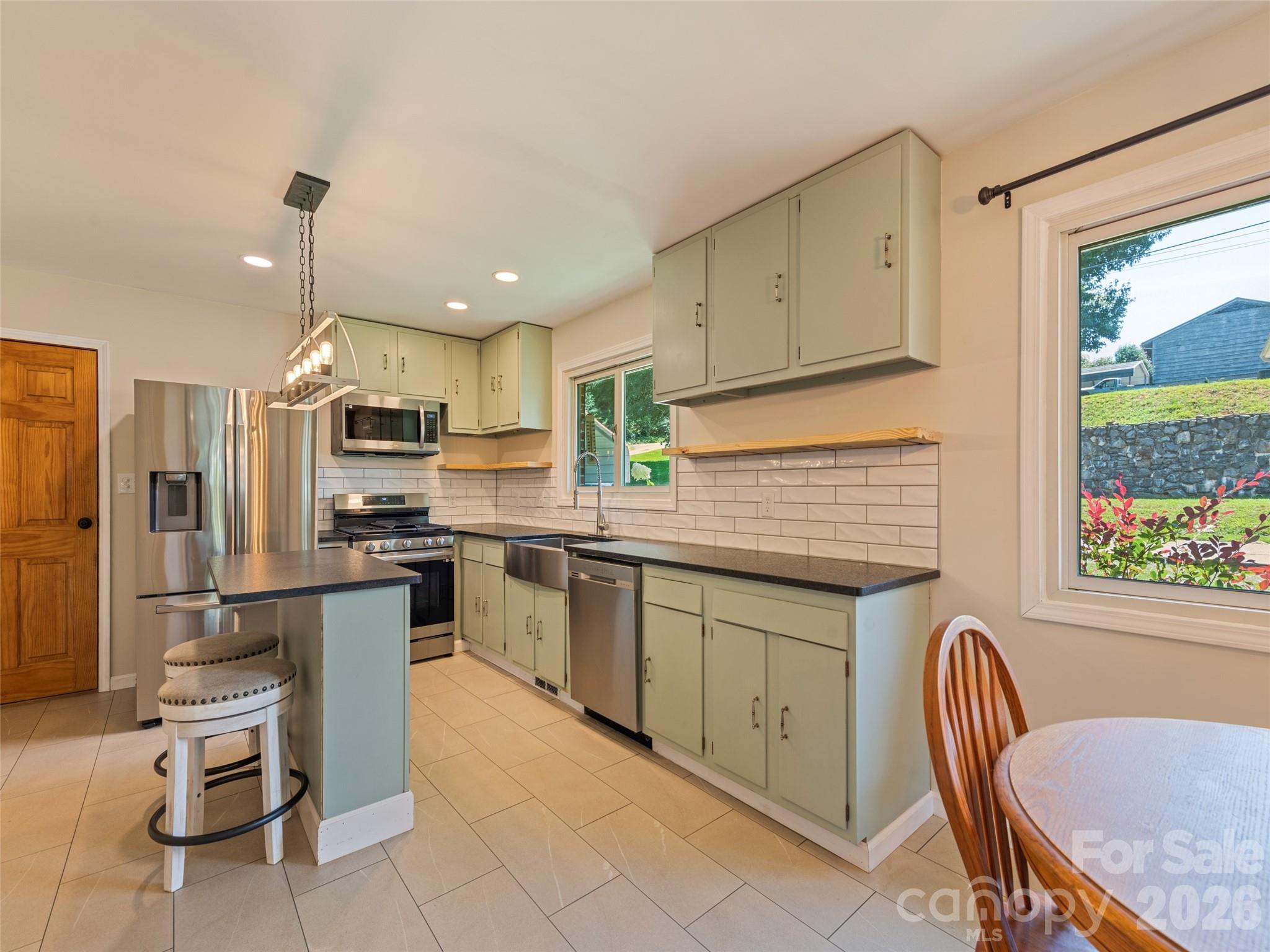 23 Elm Street Property Photo 14