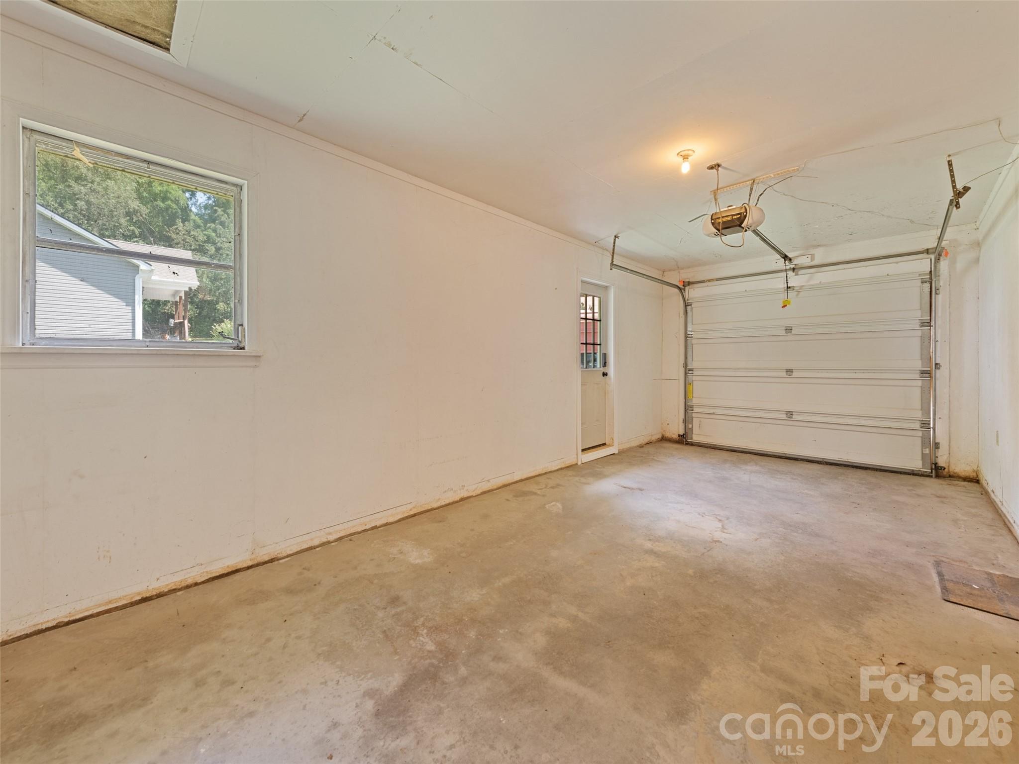 23 Elm Street Property Photo 33