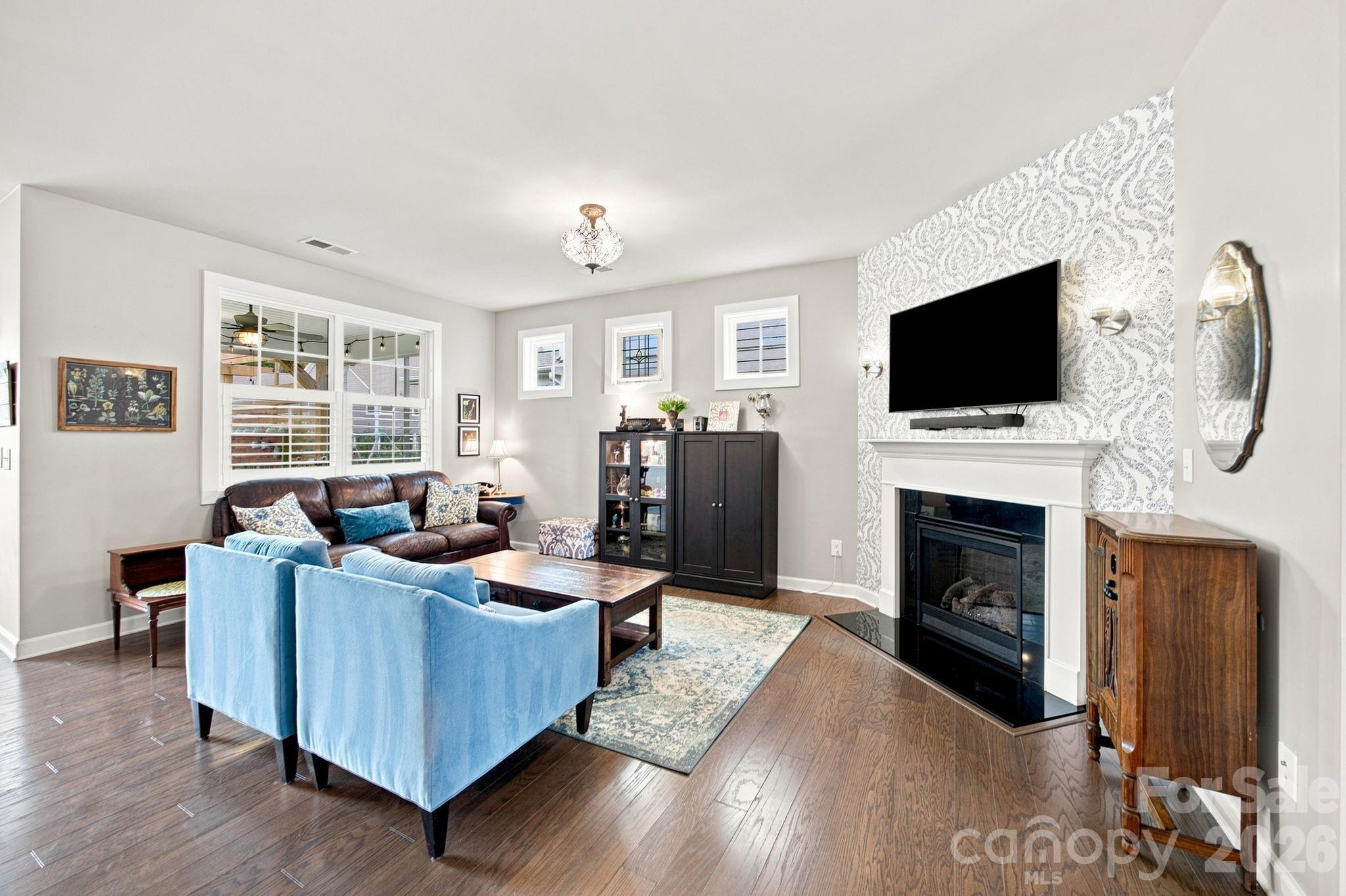 1020 Claires Creek Lane Property Photo 4