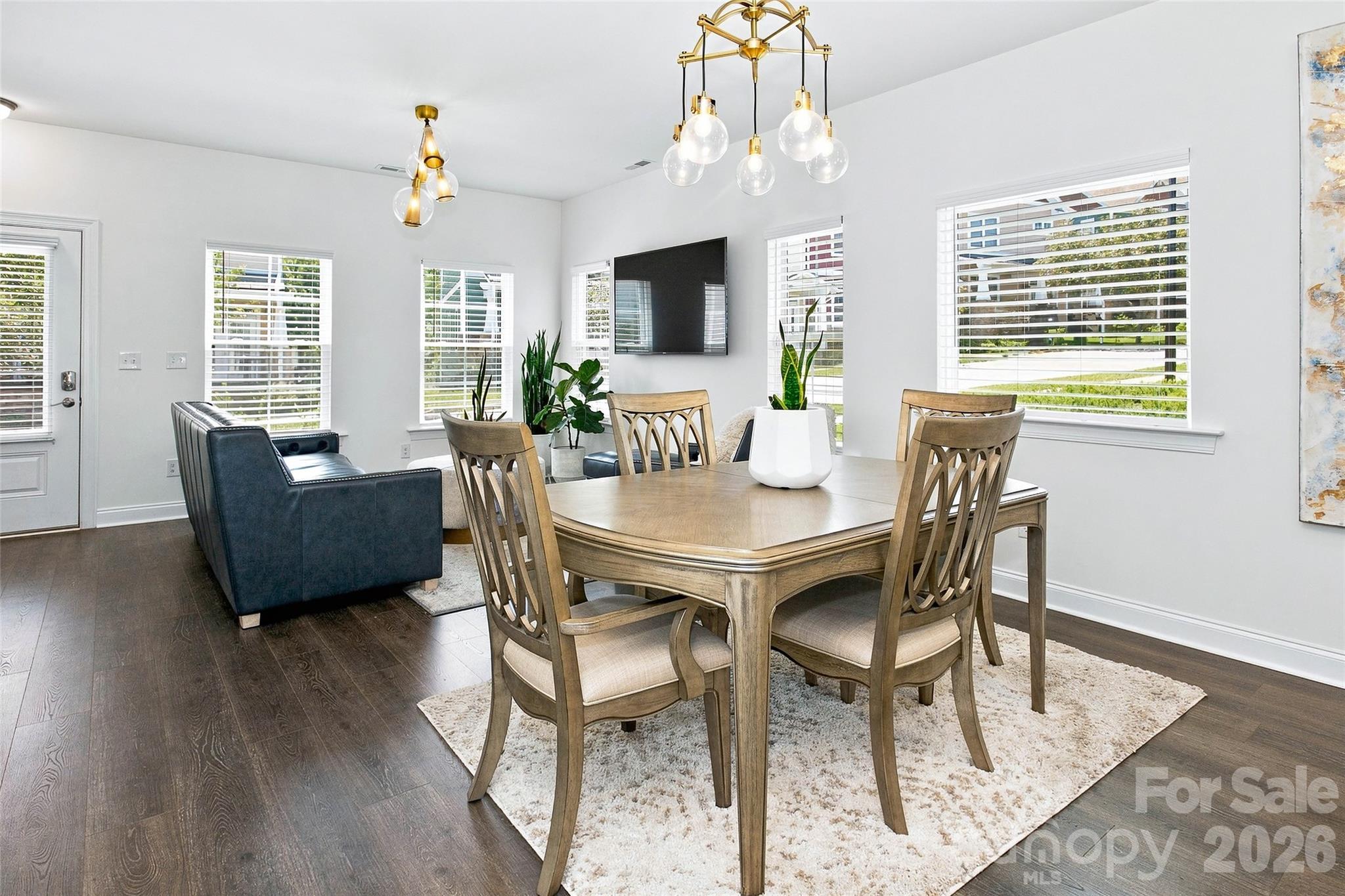 26 Walnut Springs Drive Property Photo 8