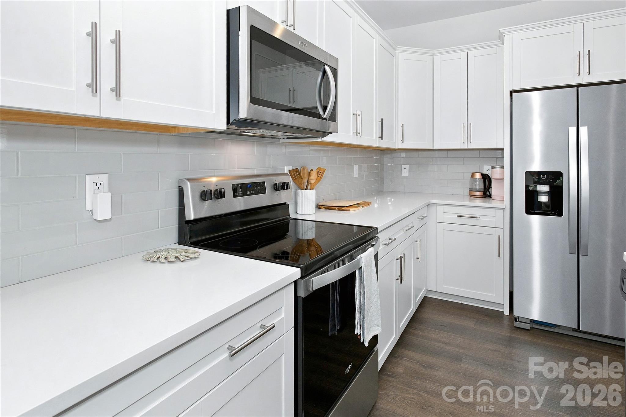 26 Walnut Springs Drive Property Photo 9
