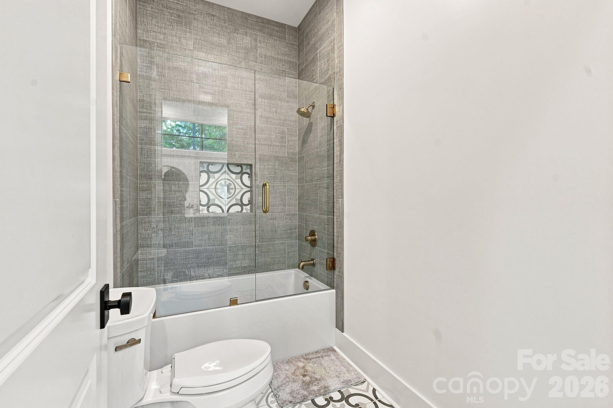 4761 Glen Hollow Lane Property Photo 26