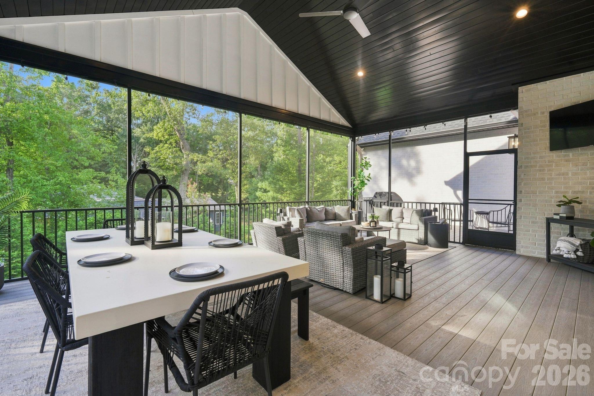 4761 Glen Hollow Lane Property Photo 33