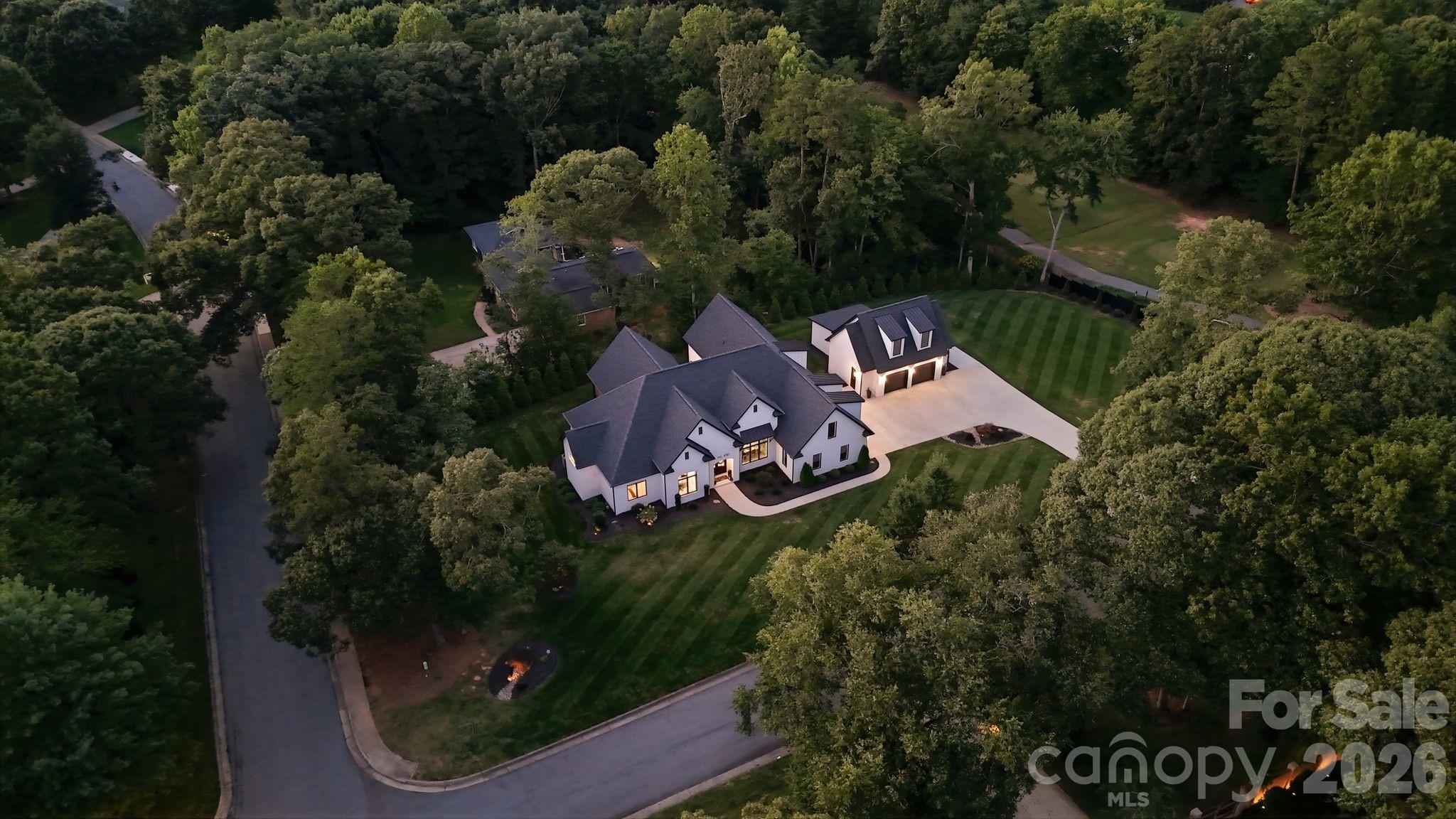 4761 Glen Hollow Lane Property Photo 40