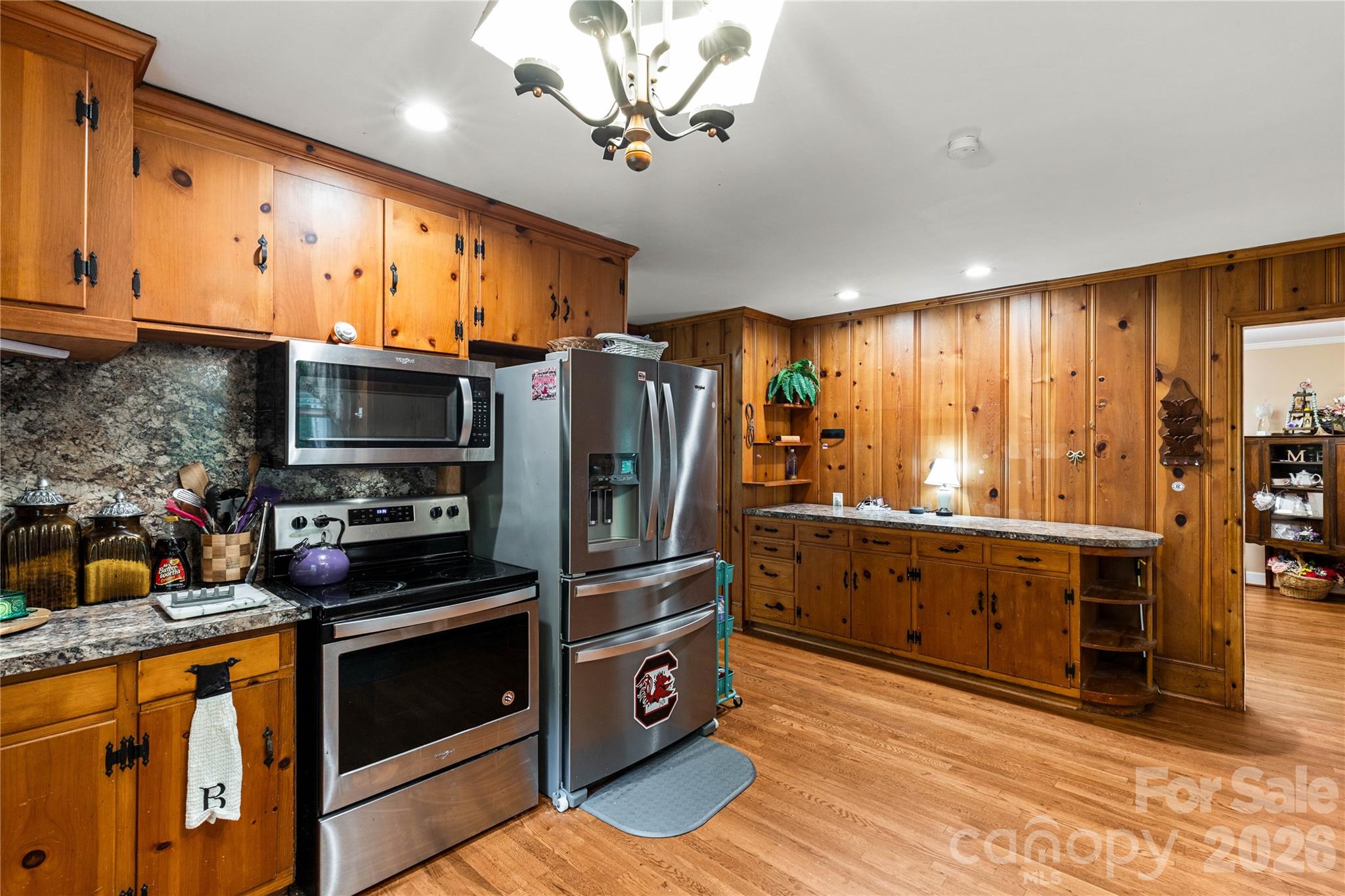 938 Forest Drive Property Photo 12