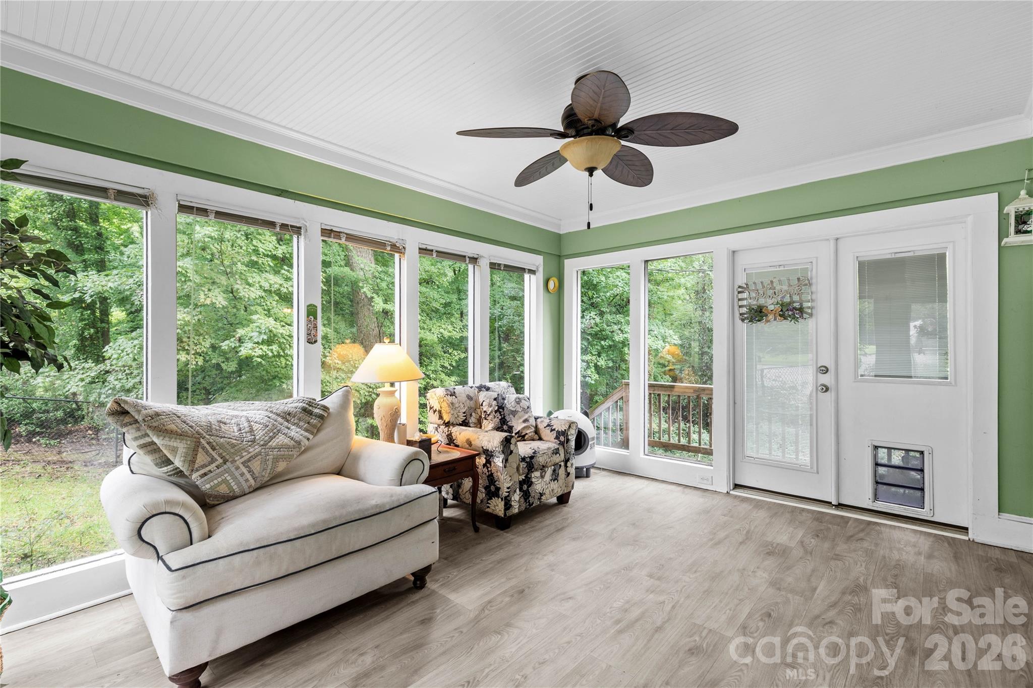 938 Forest Drive Property Photo 20