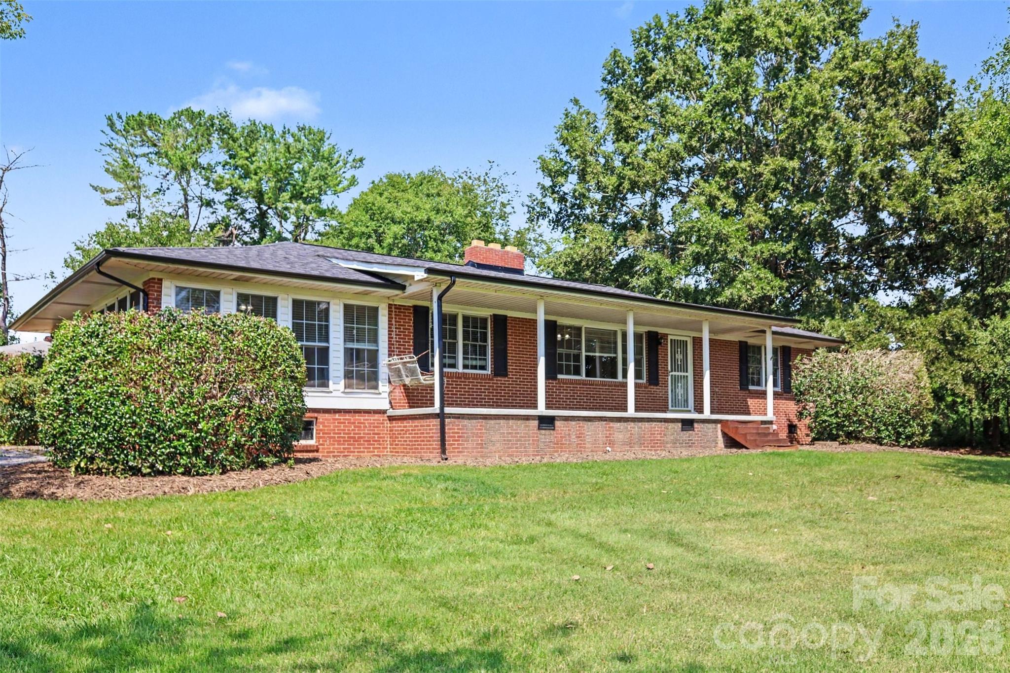 104 Beaver Dam Drive Property Photo 1