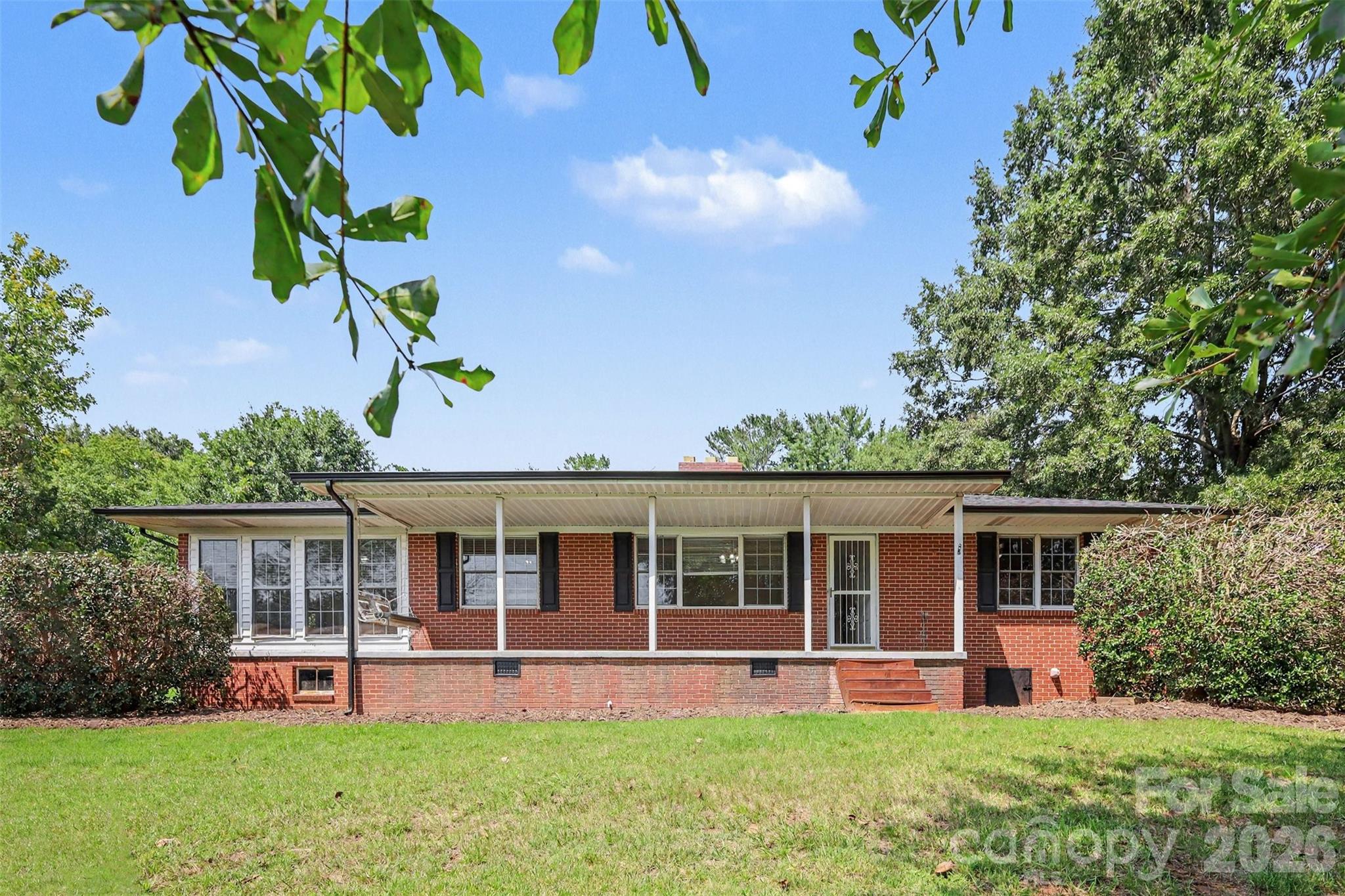 104 Beaver Dam Drive Property Photo 3