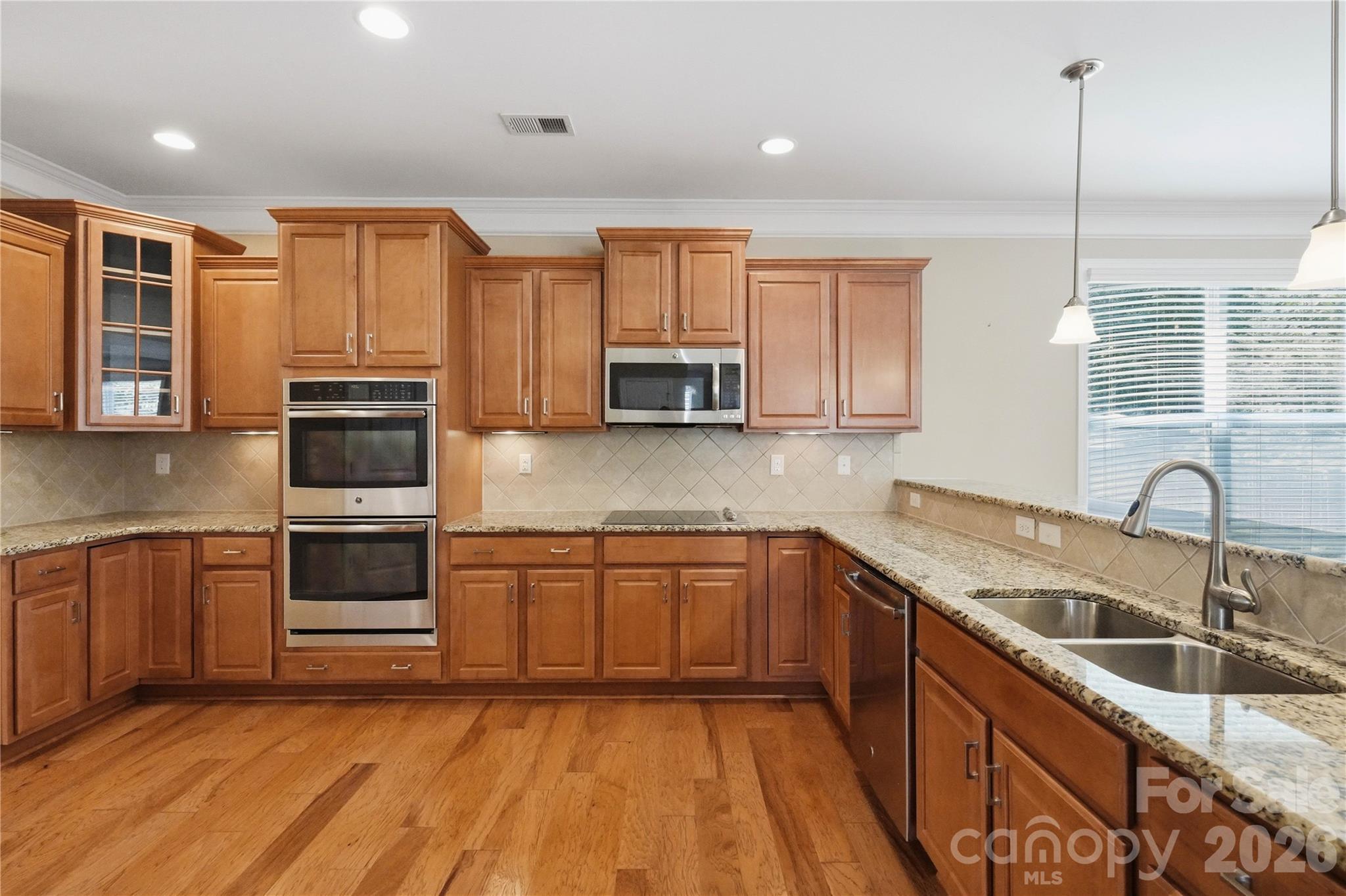 10817 Bere Island Drive Property Photo 9