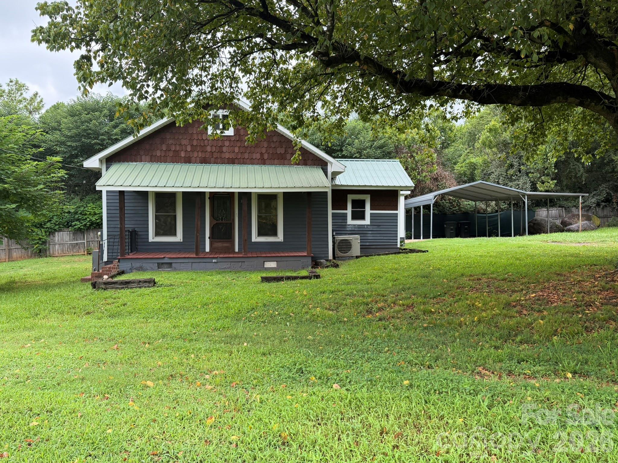 3466 Roberta Road Property Photo 1