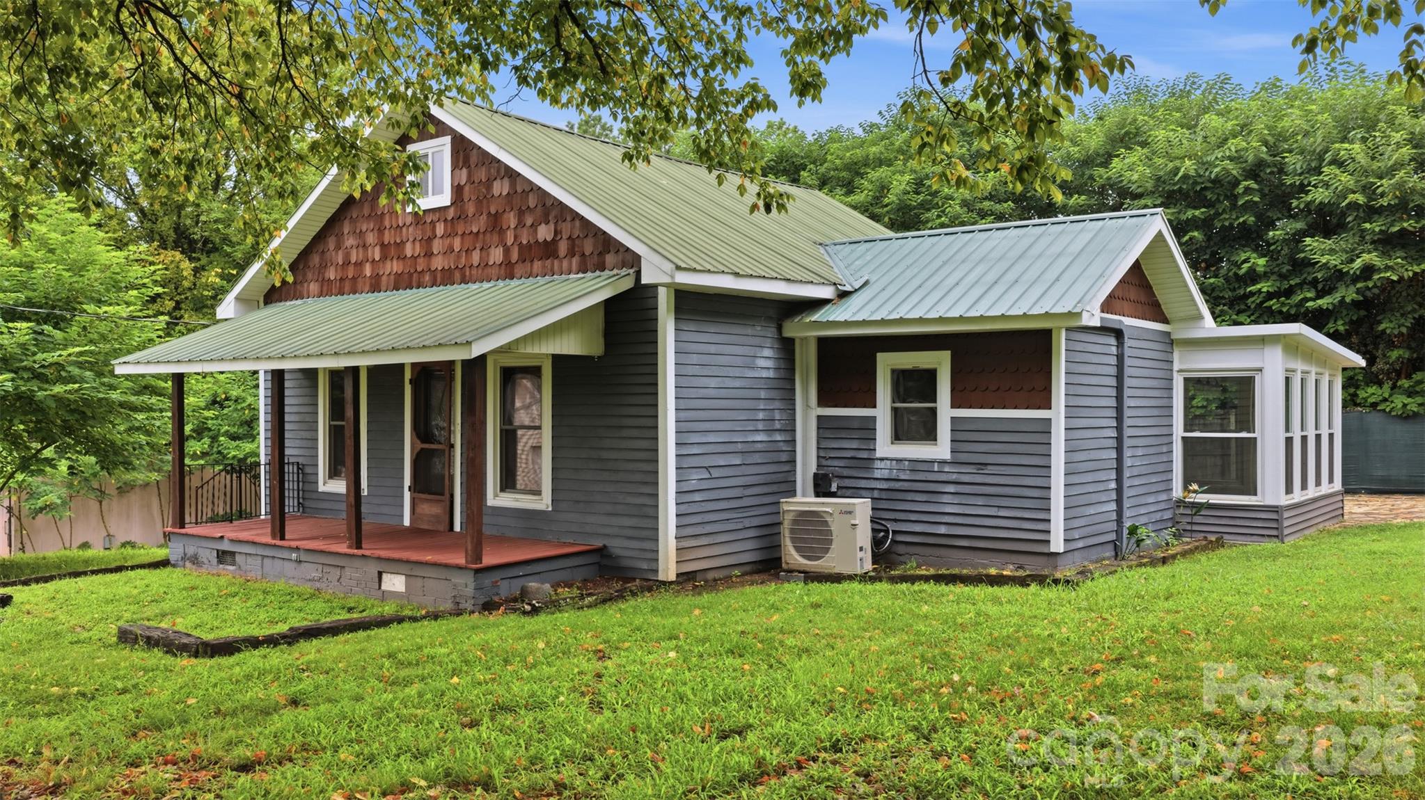 3466 Roberta Road Property Photo 3