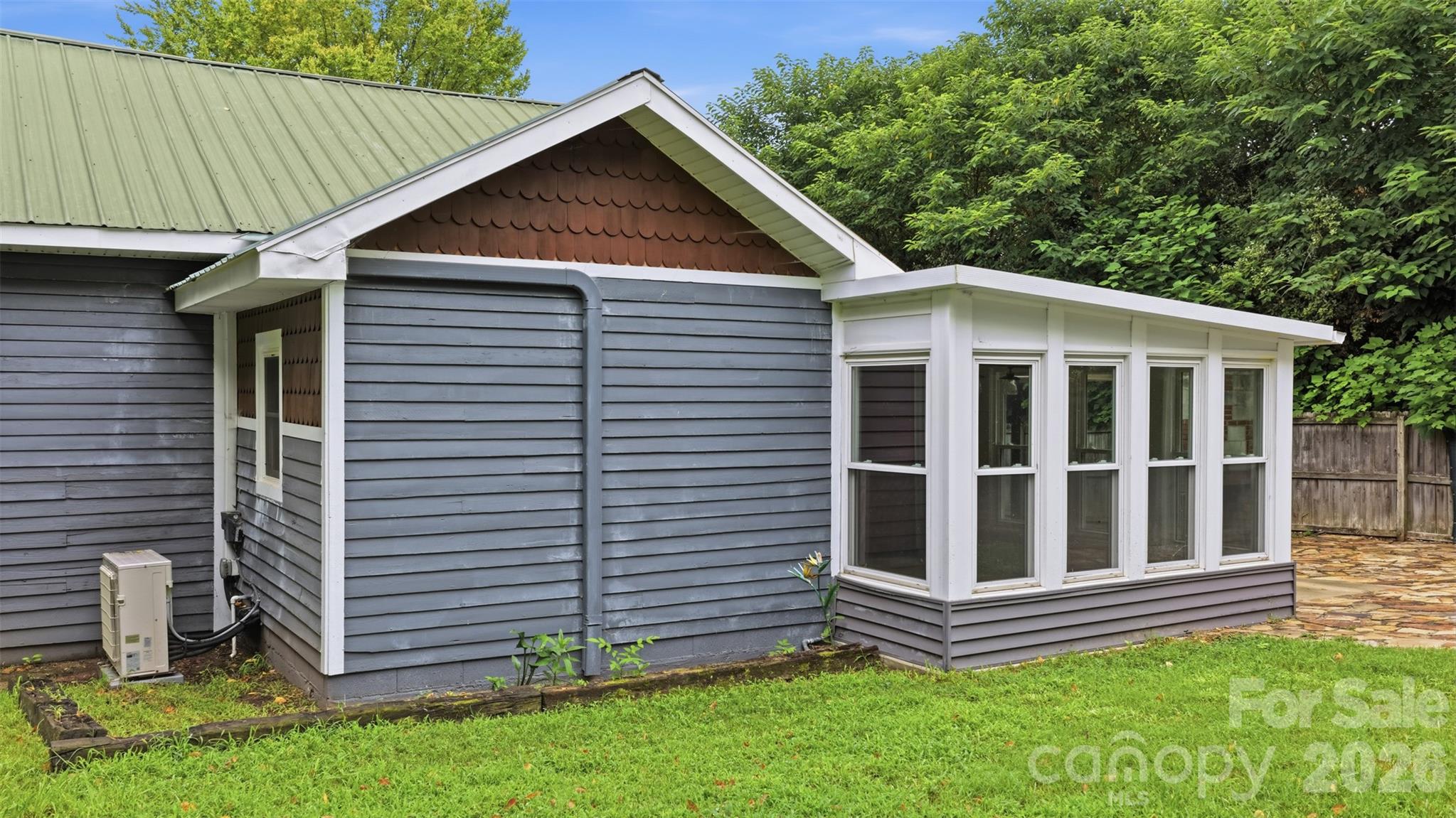 3466 Roberta Road Property Photo 5